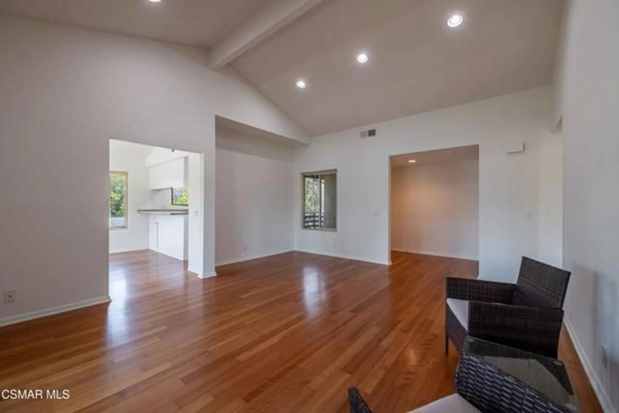 Property Slideshow image 5 of 34 | 460 arbor lane ct apt 203, Thousand Oaks, CA, 91360