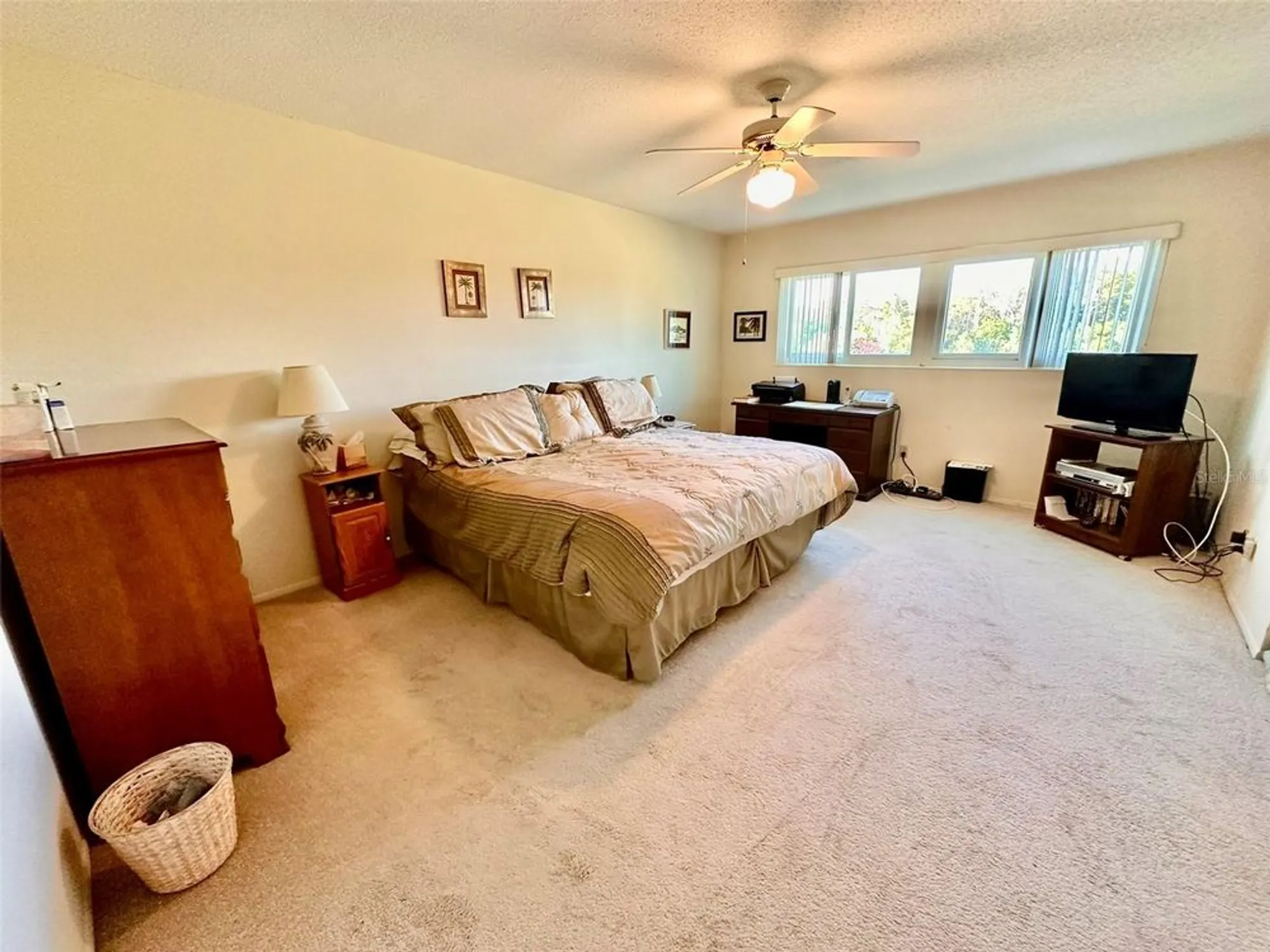 Property Slideshow image 13 of 39 | 2460 franciscan dr 94, Clearwater, FL, 33763