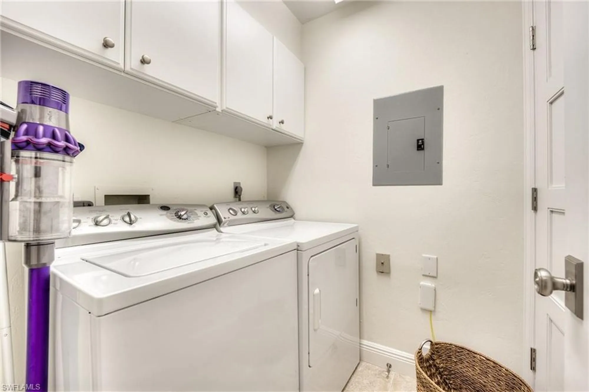 Property Slideshow image 33 of 35 | 26290 devonshire ct 102, Bonita Springs, FL, 34134