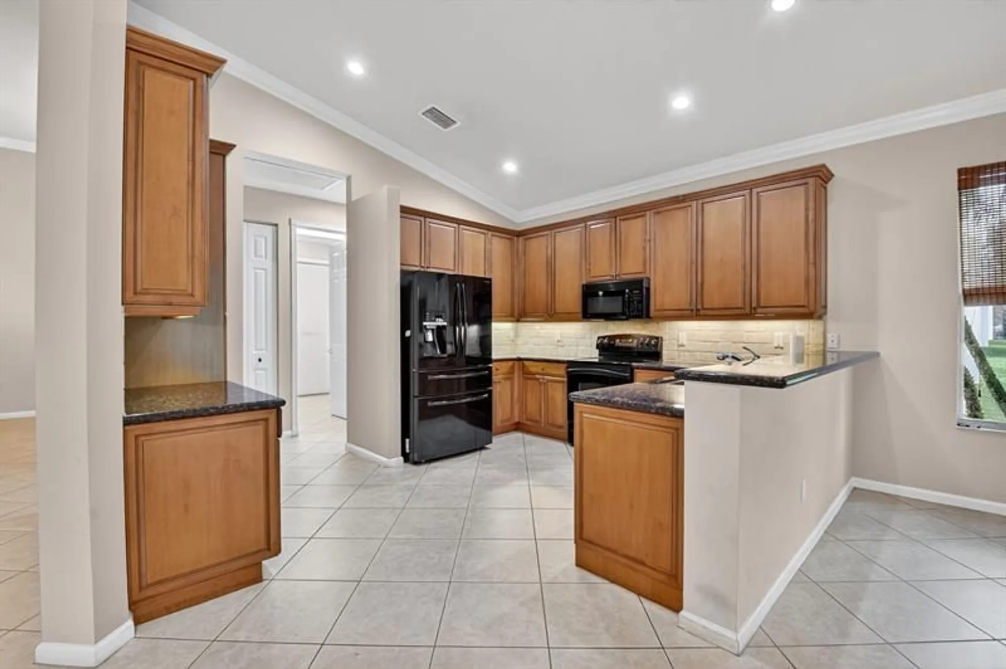 Property Slideshow image 22 of 64 | 8871 majorca bay dr, Lake Worth, FL, 33467