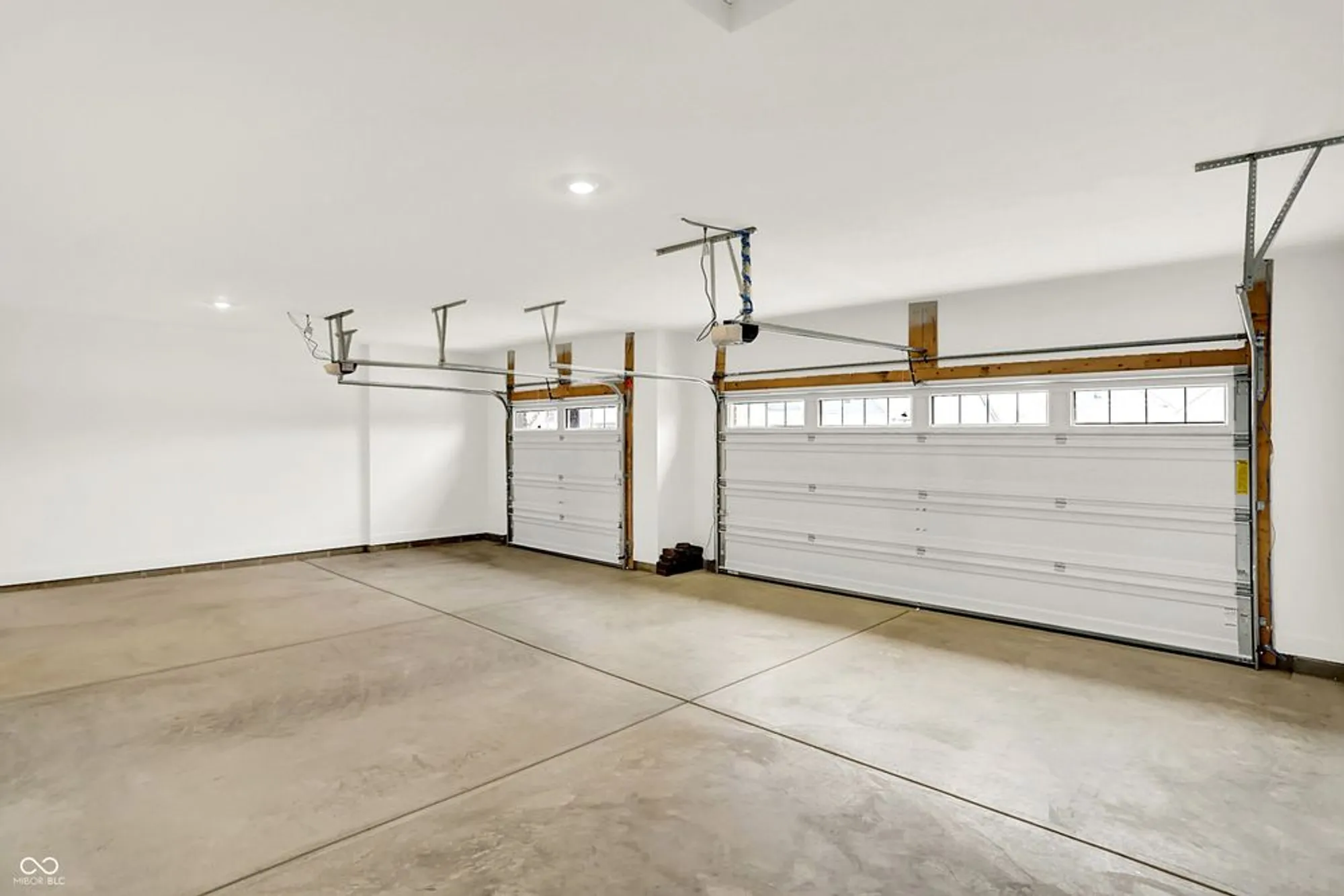 Property Slideshow image 47 of 52 | 5076 foxley park ln, Avon, IN, 46123