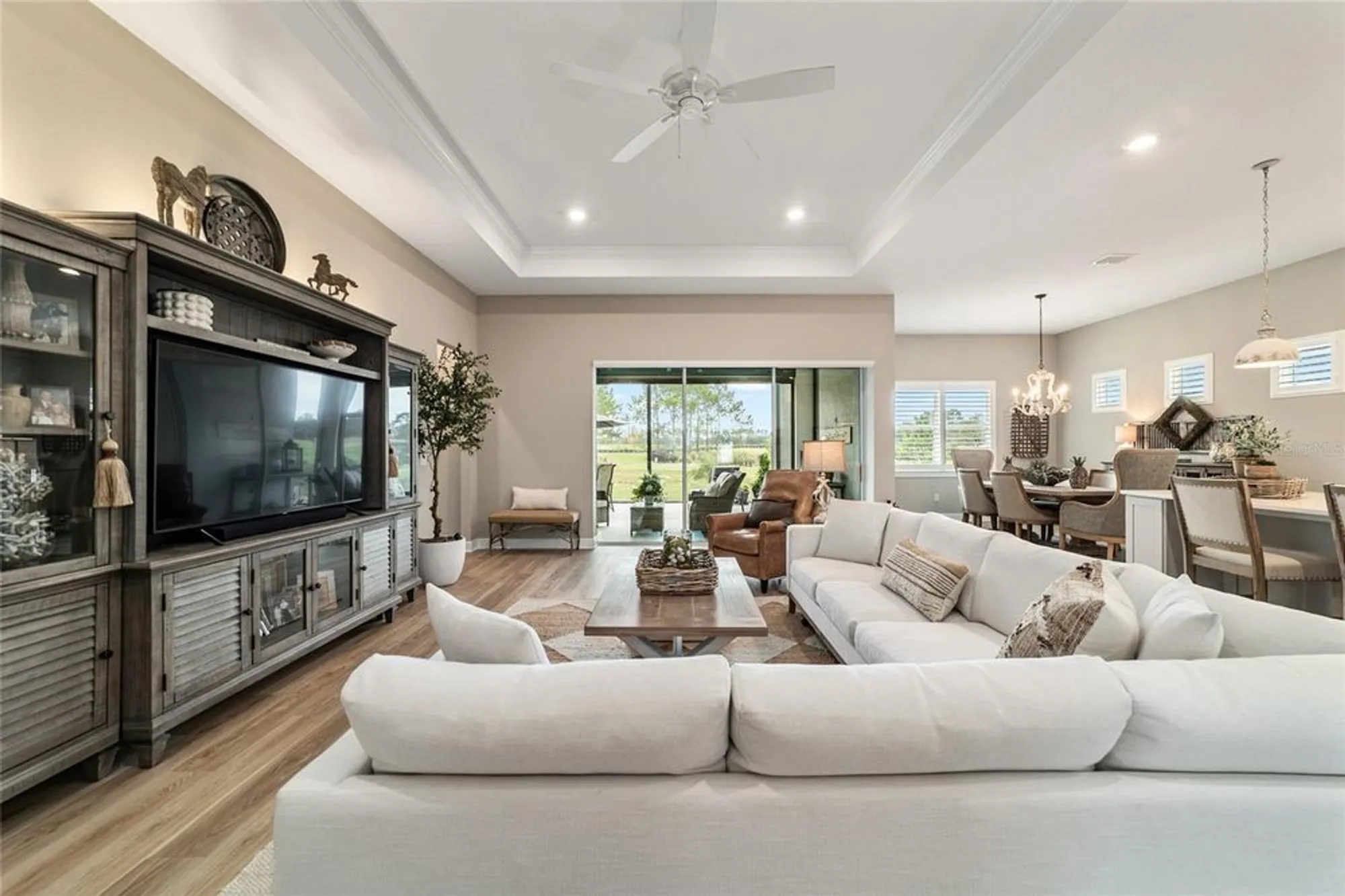 Property Slideshow image 12 of 86 | 8606 sw 61st loop, Ocala, FL, 34481