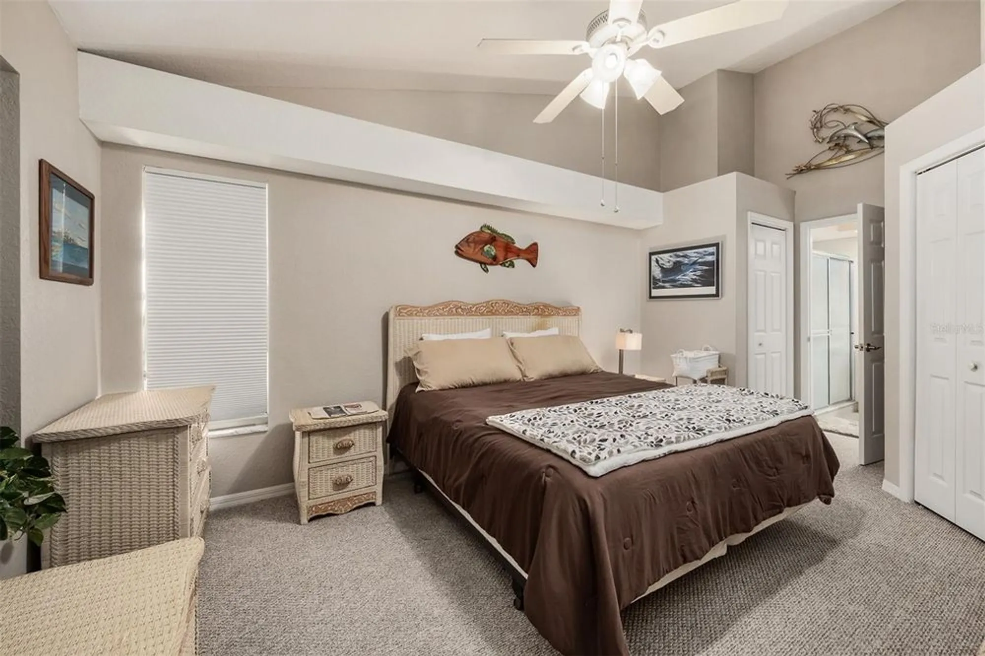 Property Slideshow image 12 of 28 | 9443 burnam dr, Weeki Wachee, FL, 34613