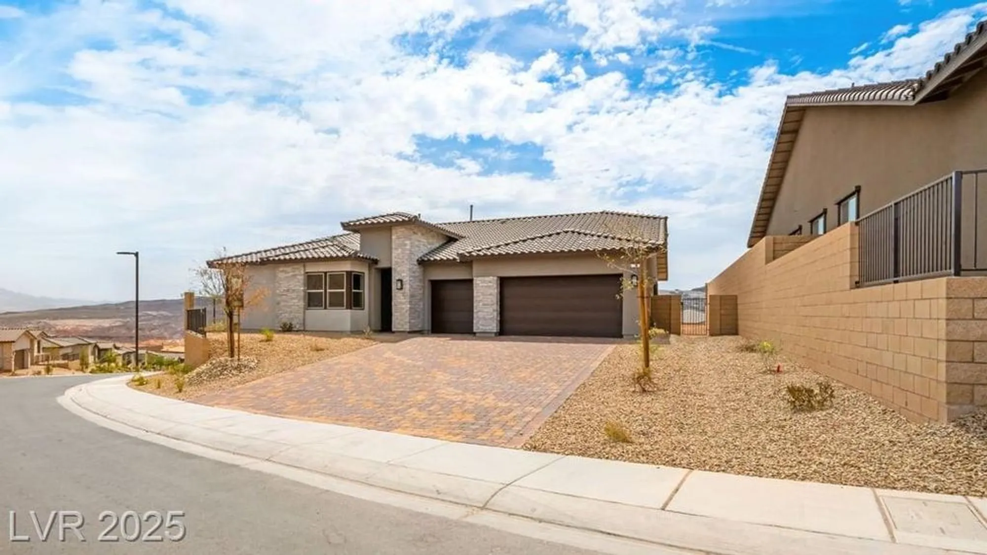 Property Slideshow image 2 of 50 | 243 paraggi bay dr, Henderson, NV, 89011