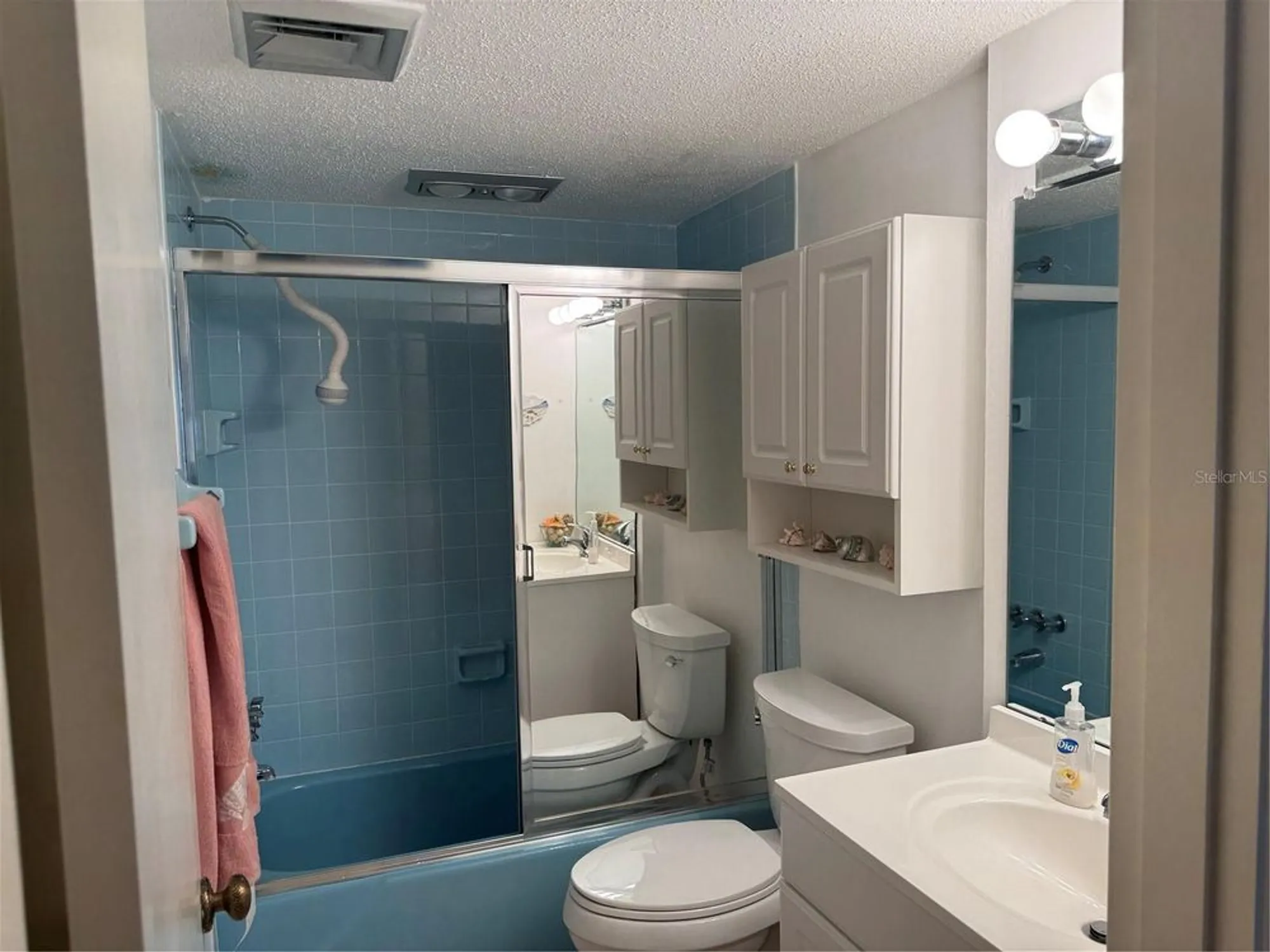 Property Slideshow image 11 of 14 | 2437 harbor blvd 106, Port Charlotte, FL, 33952