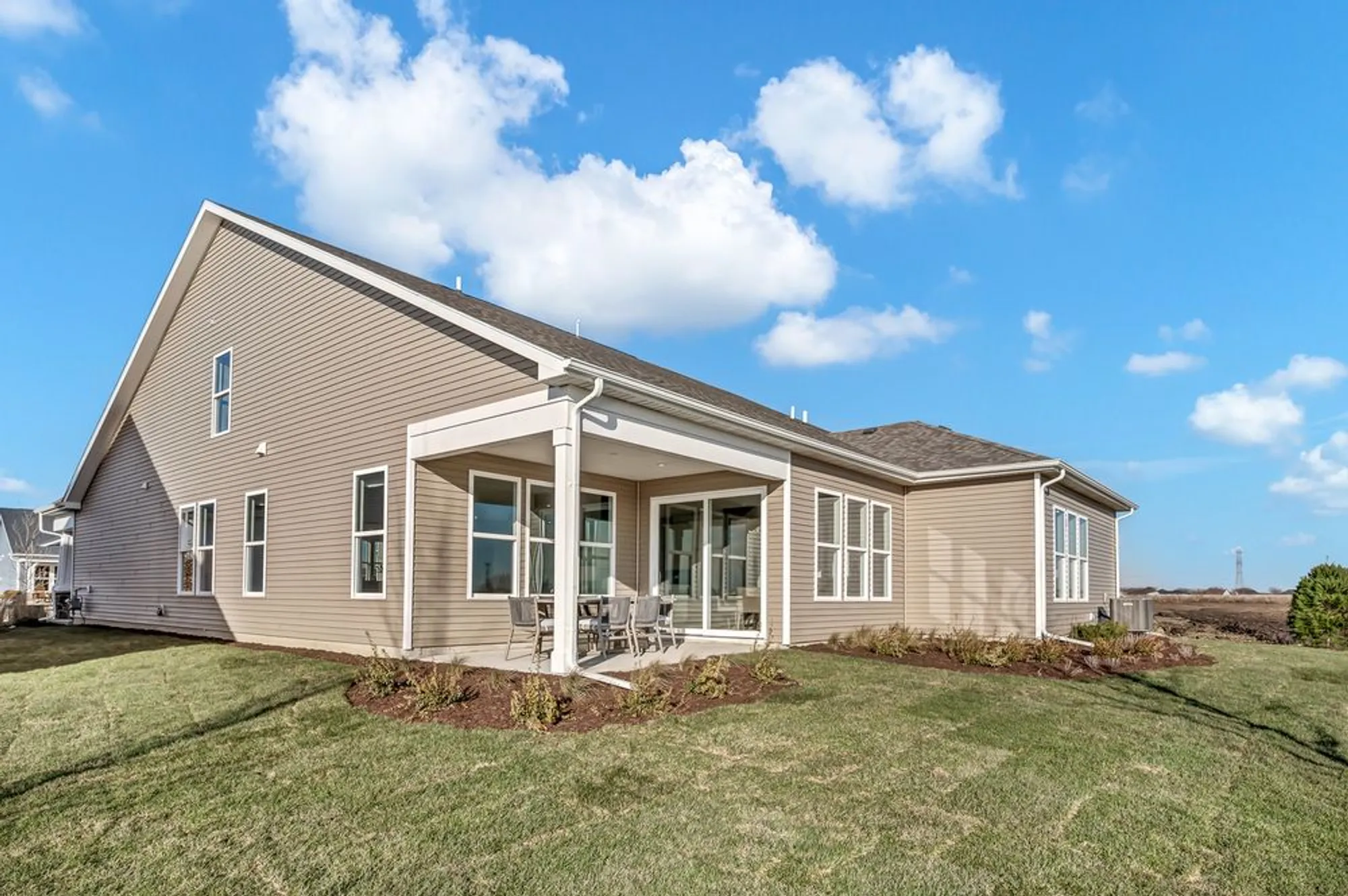 Property Slideshow image 3 of 22 | , Aurora, IL, 60503