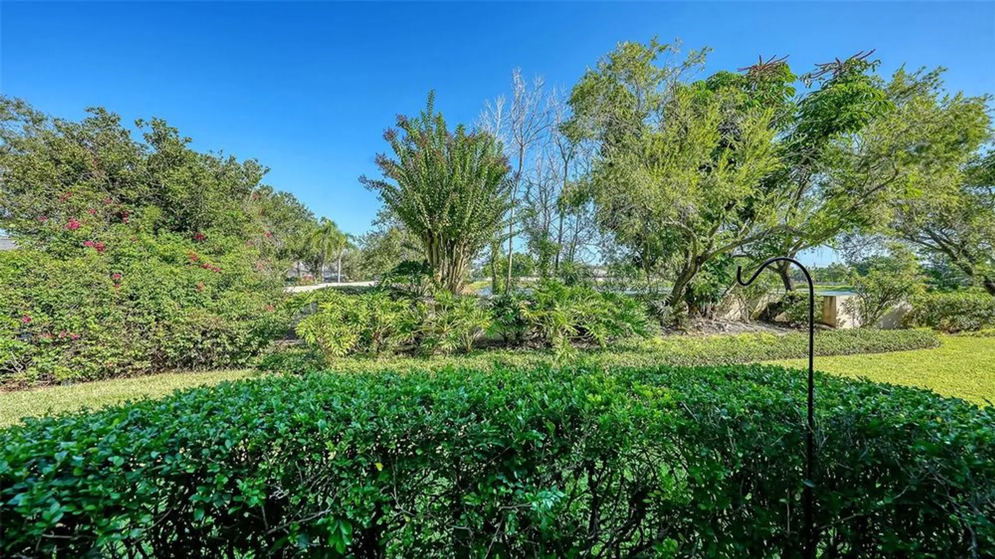 Property Slideshow image 33 of 72 | 1603 starling dr # 101, Sarasota, FL, 34231