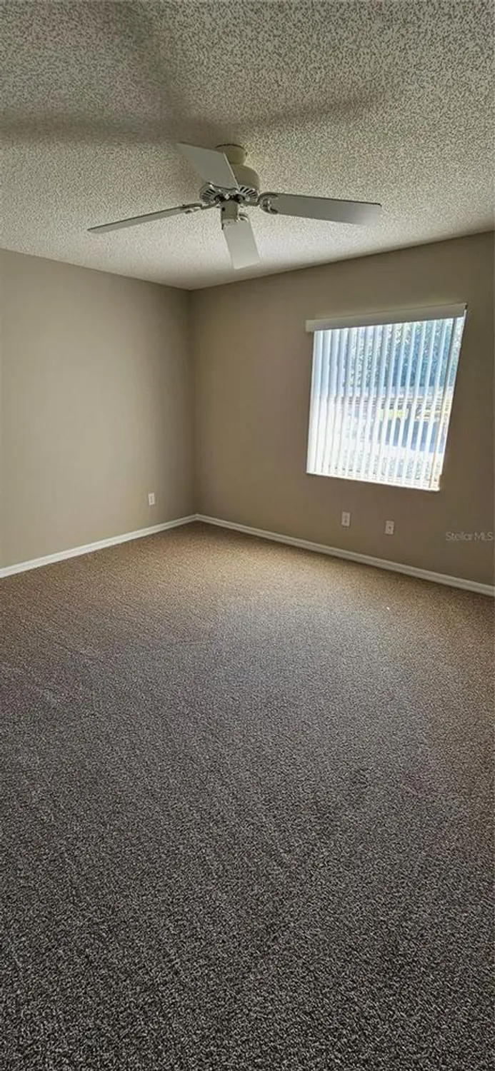 Property Slideshow image 19 of 27 | 32712 timberwood dr, Leesburg, FL, 34748