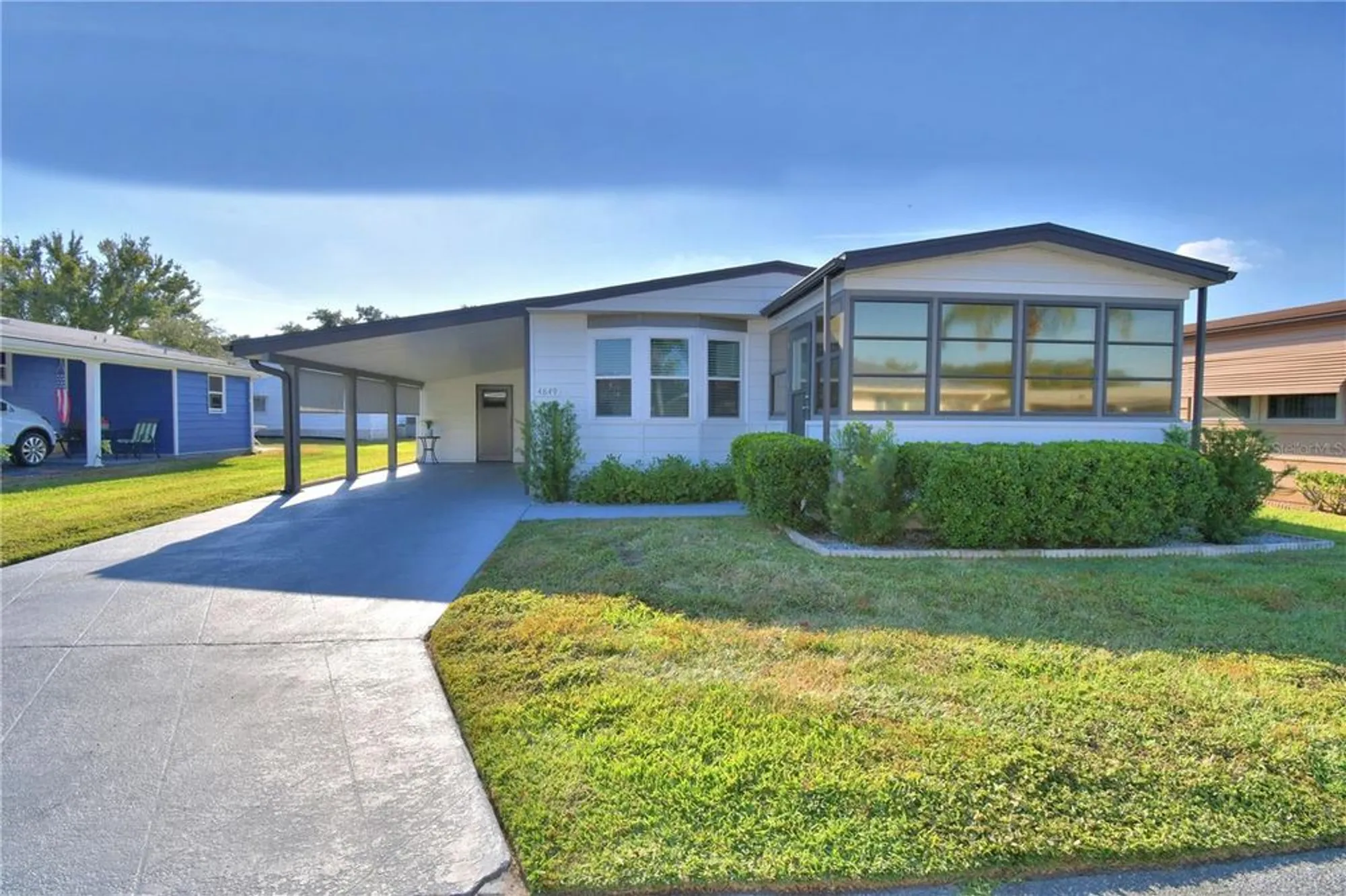 Property Slideshow image 2 of 50 | 4849 goldenview ln, Lakeland, FL, 33811