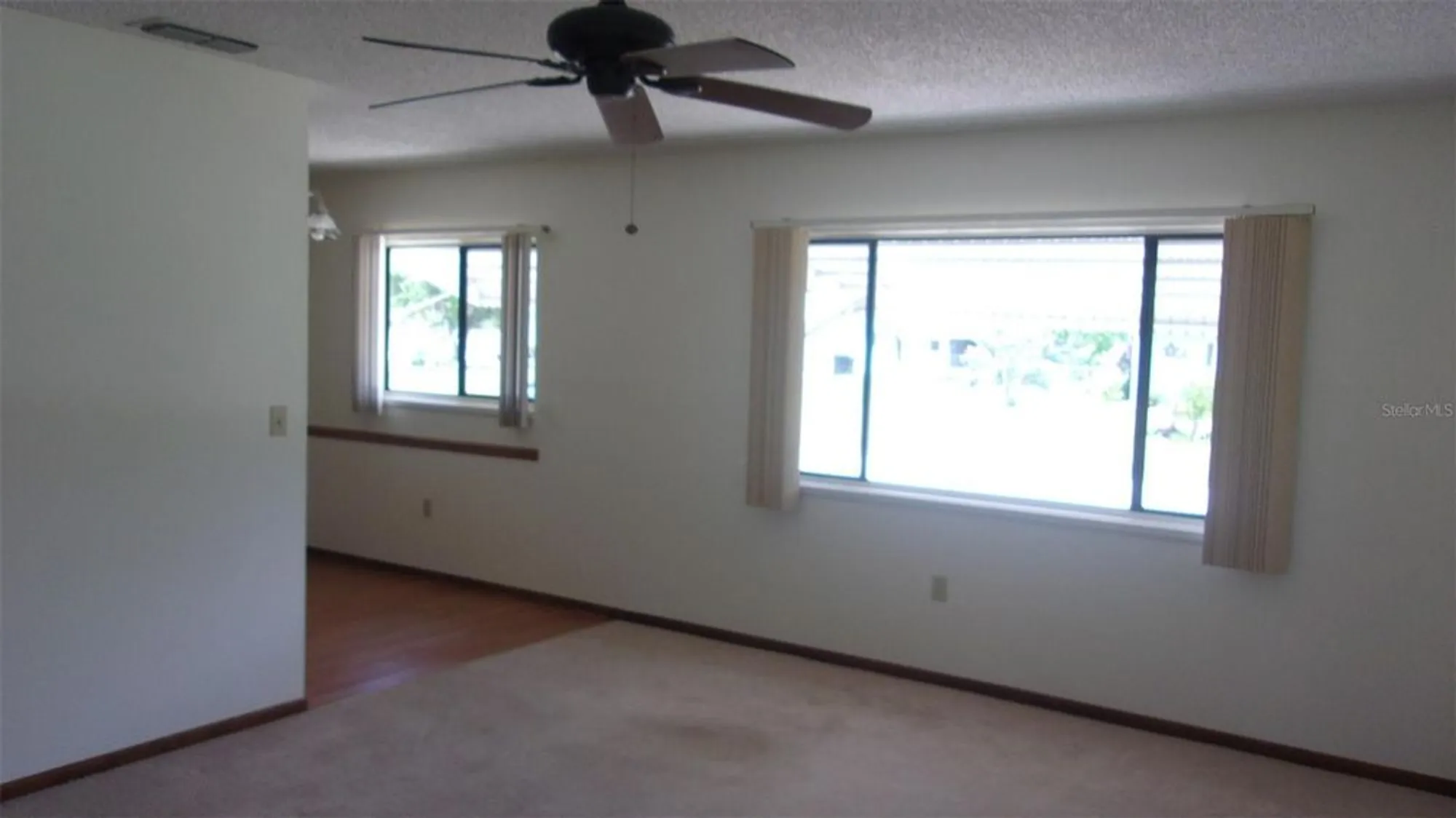 Property Slideshow image 4 of 36 | 9960 sw 103rd ln, Ocala, FL, 34481