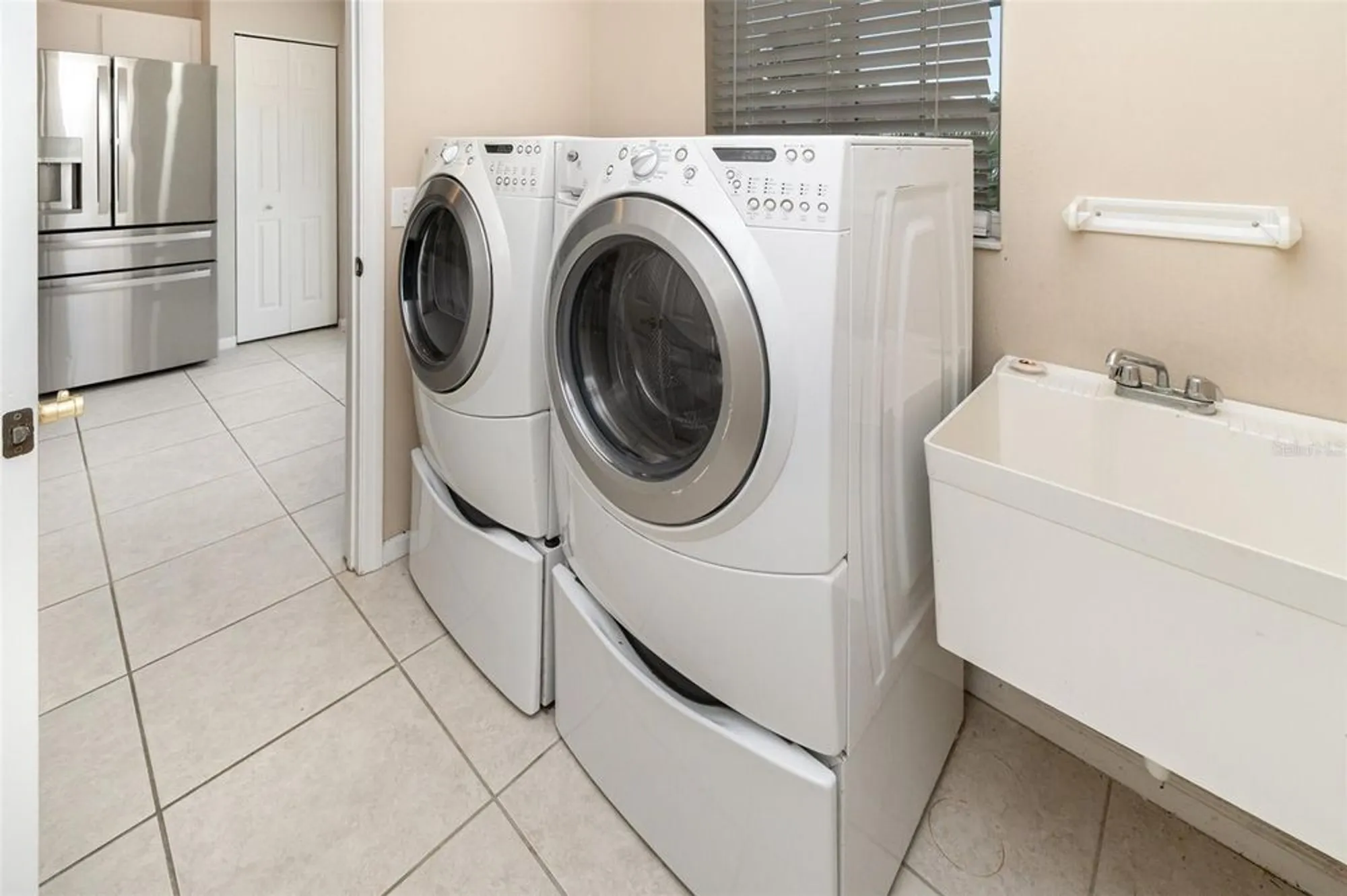 Property Slideshow image 19 of 26 | 5519 nw 25th loop, Ocala, FL, 34482