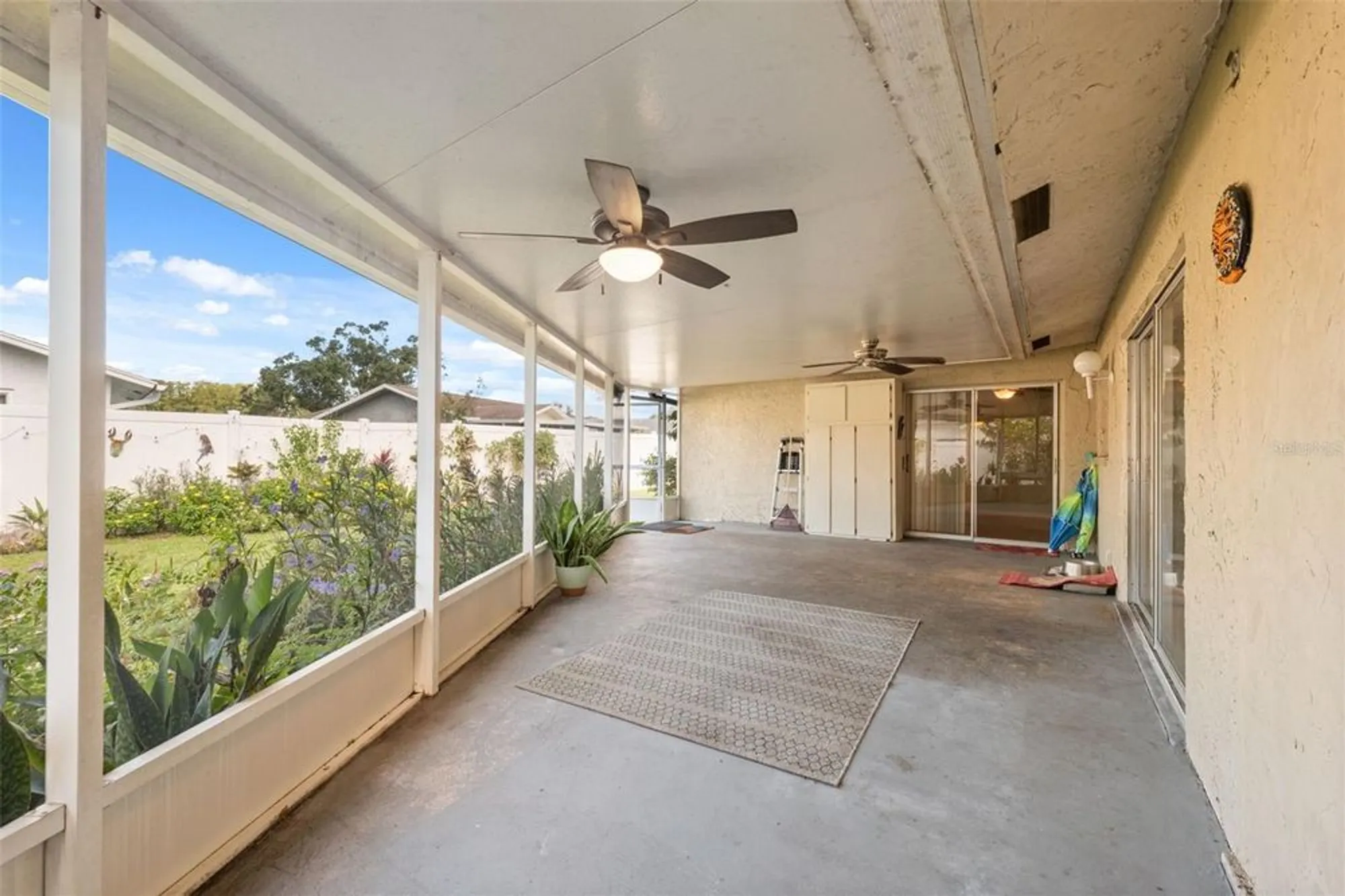 Property Slideshow image 21 of 40 | 766 anchorage ln, Palm Harbor, FL, 34685