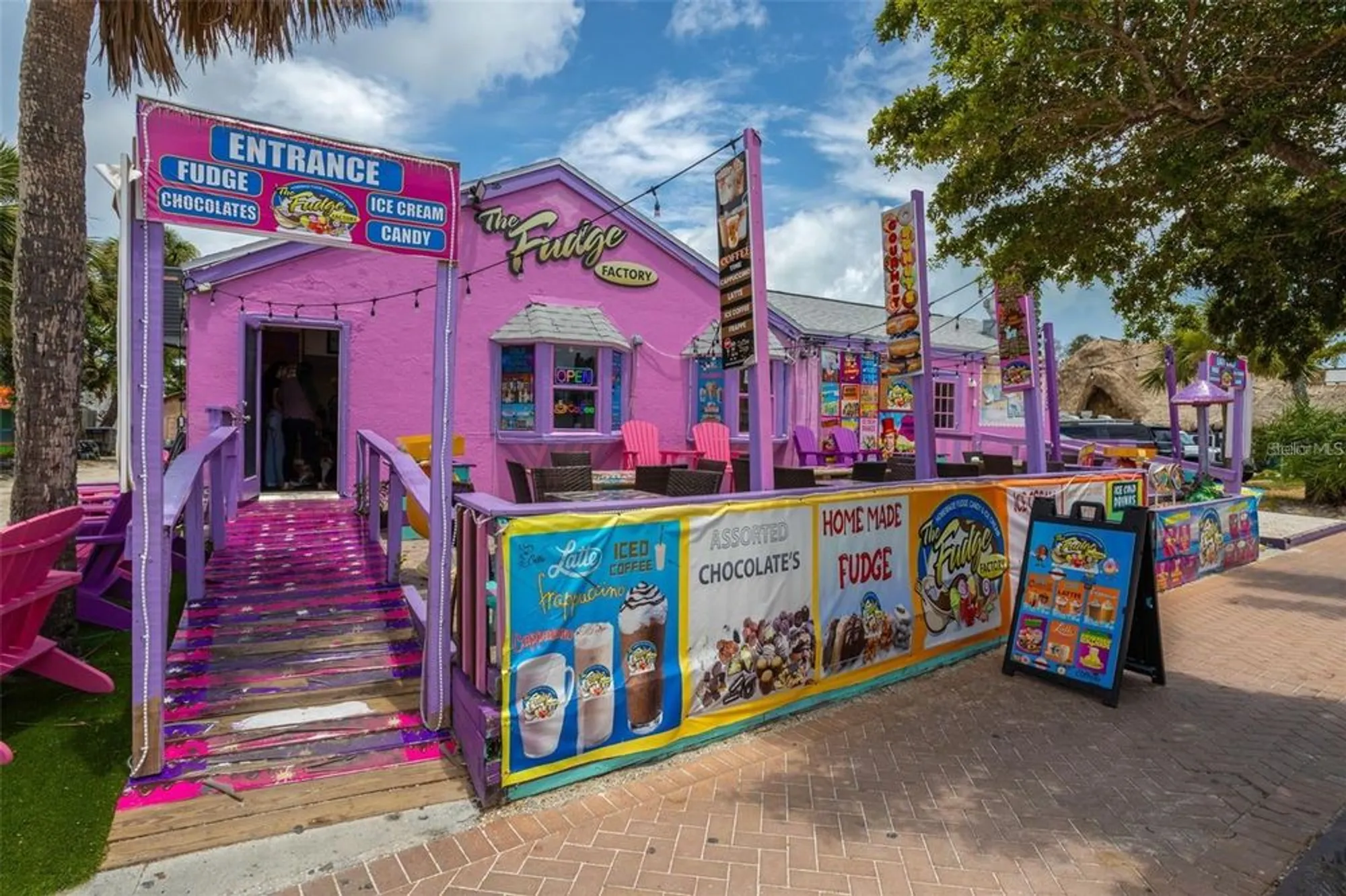 Property Slideshow image 60 of 69 | 19 whispering sands dr apt 302, Sarasota, FL, 34242