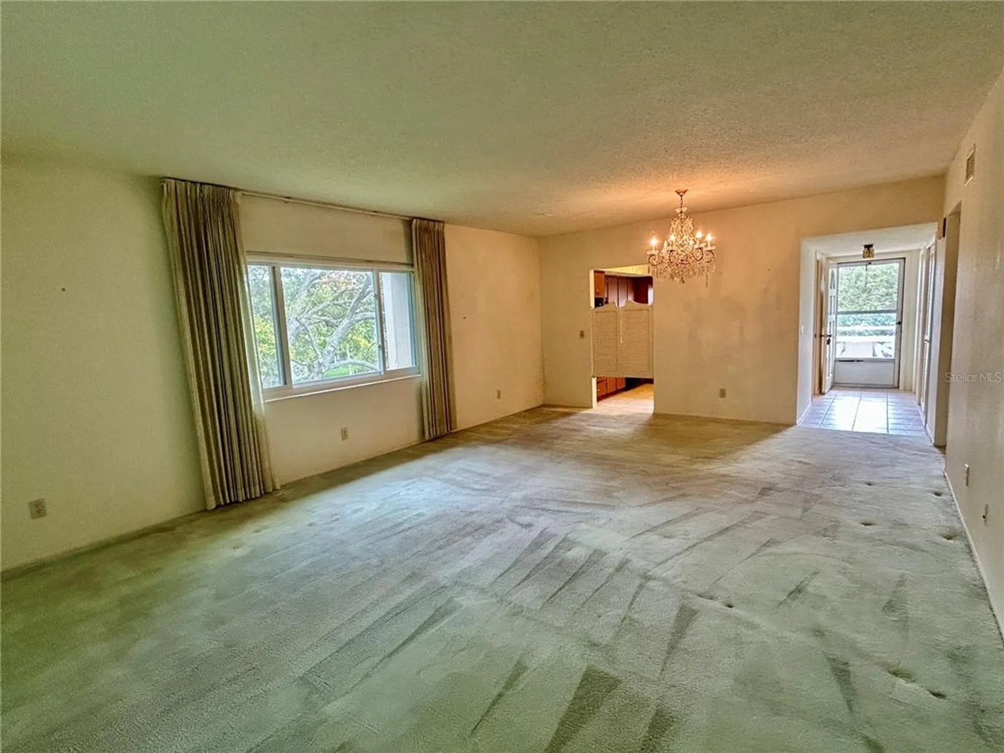 Property Slideshow image 15 of 57 | 2350 haitian dr 60, Clearwater, FL, 33763