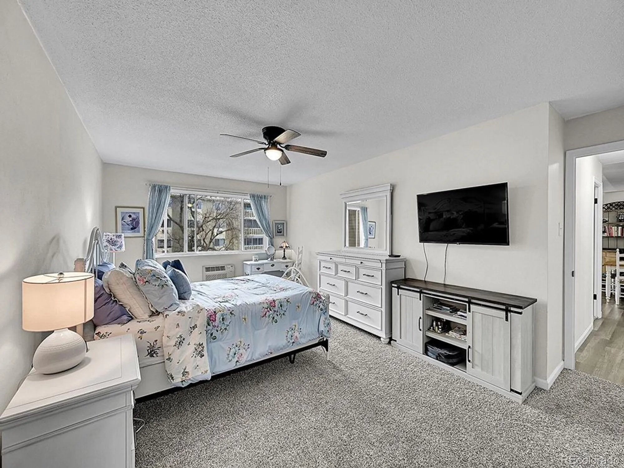 Property Slideshow image 14 of 47 | 645 s alton way 4c, Denver, CO, 80247