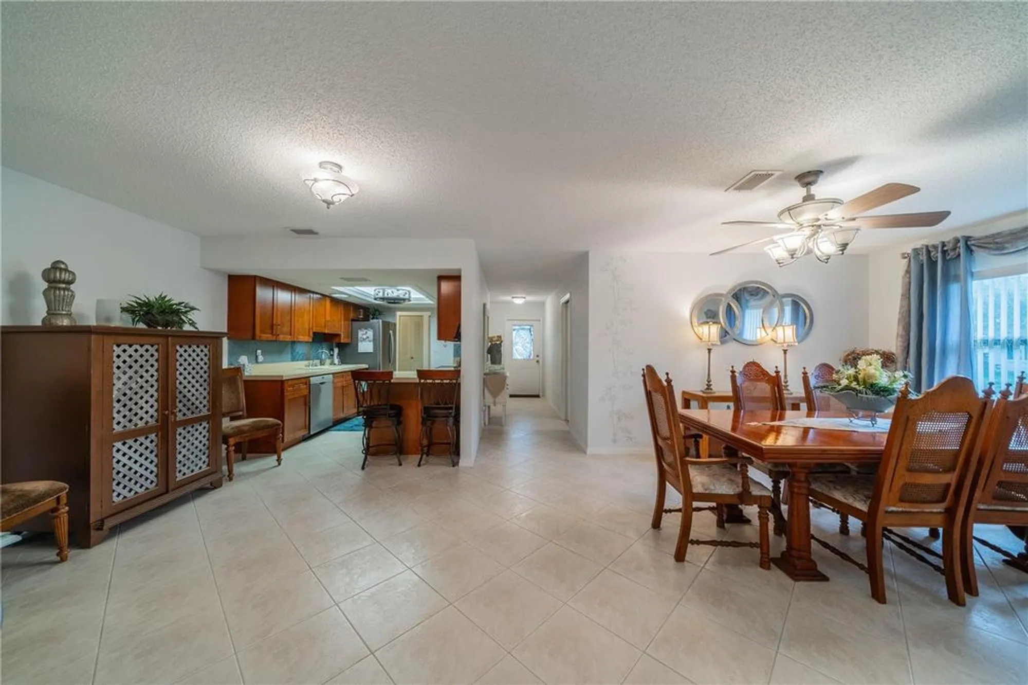 Property Slideshow image 26 of 34 | 2035 hampstead cir # 275, Sun City Center, FL, 33573