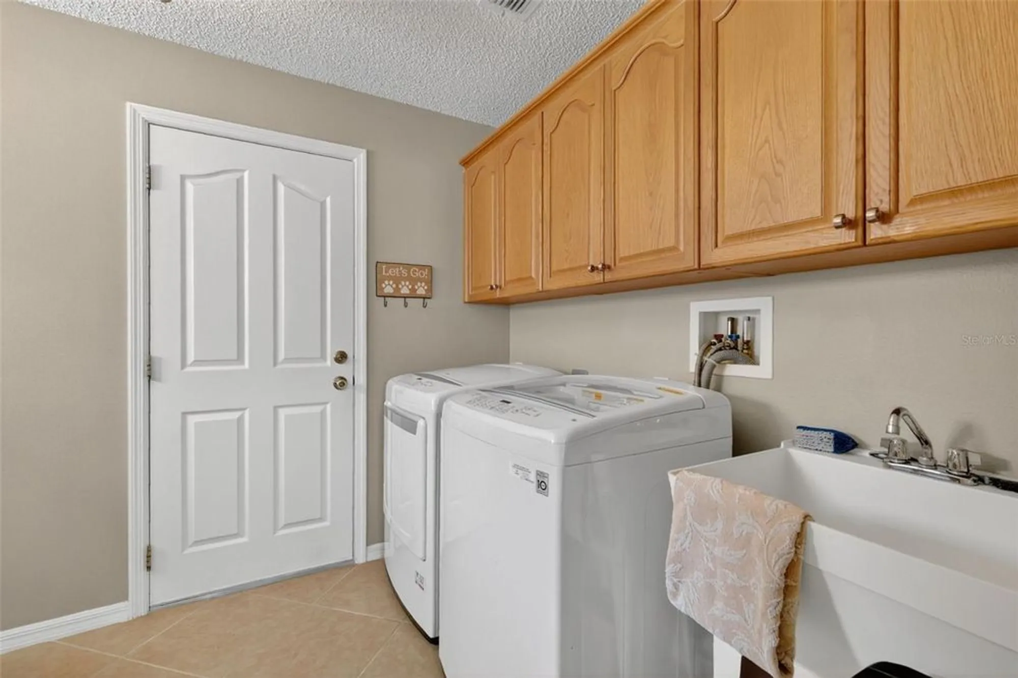 Property Slideshow image 13 of 34 | 17285 se 85th willowick cir, The Villages, FL, 32162