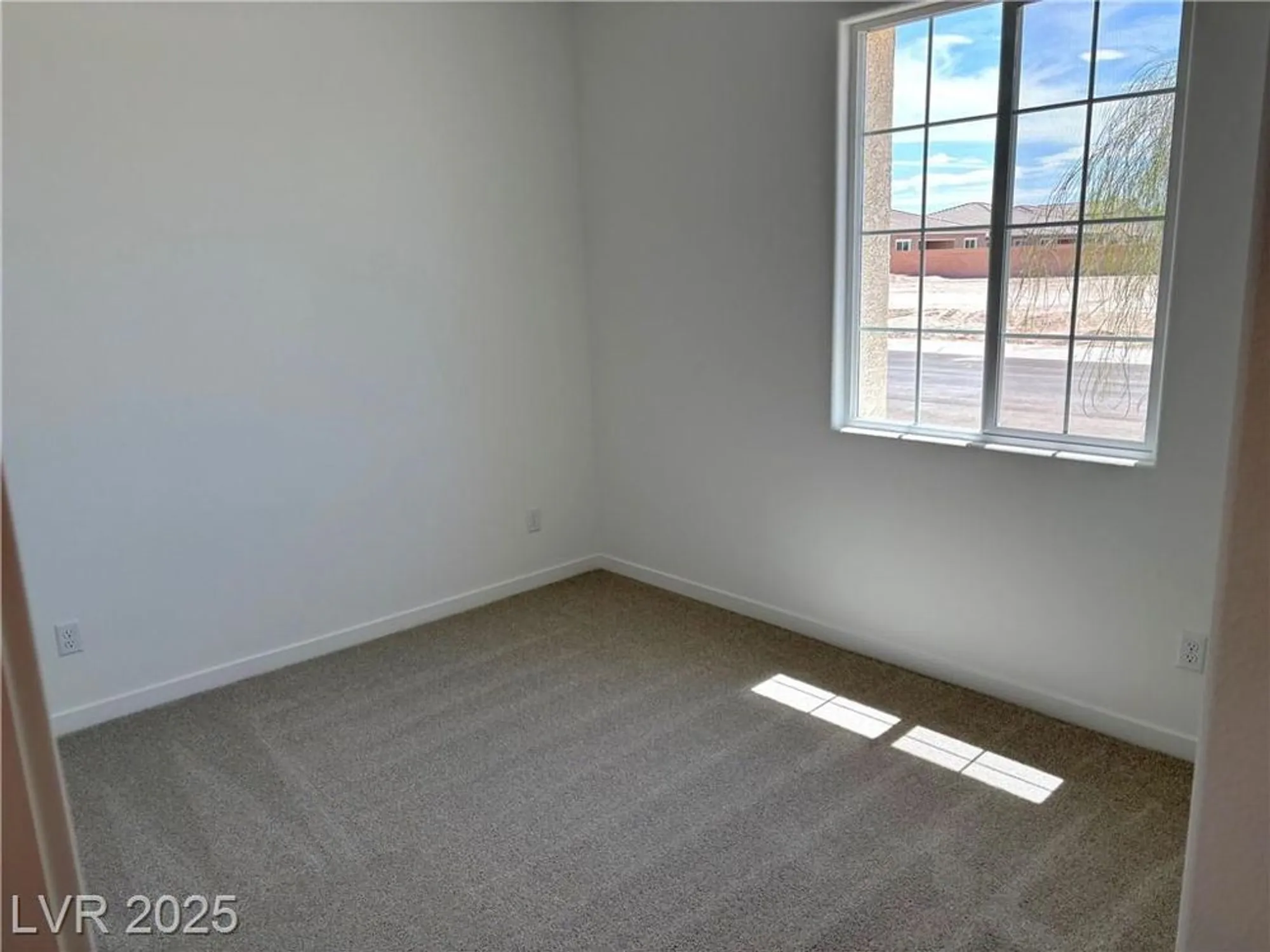 Property Slideshow image 6 of 29 | 5720 e badlands ln, Pahrump, NV, 89061
