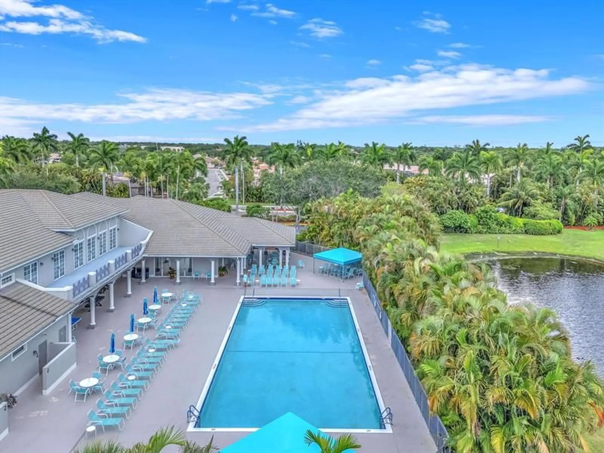 Property Slideshow image 37 of 57 | 5701 swaying palm ln, Boynton Beach, FL, 33437