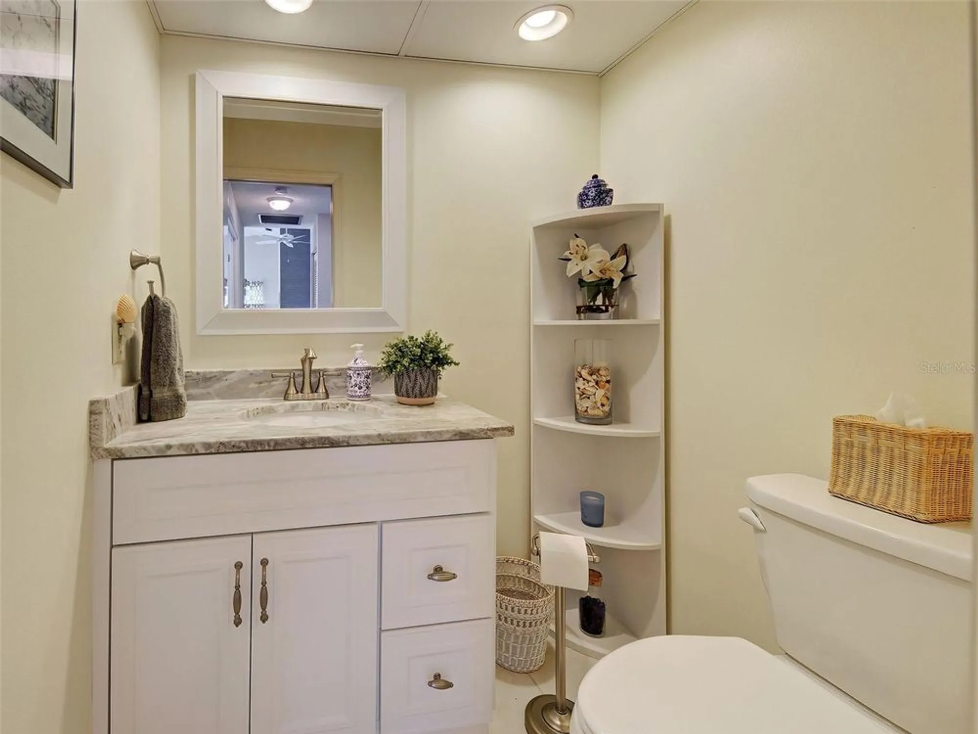 Property Slideshow image 29 of 47 | 166 southampton pl 348, Venice, FL, 34293