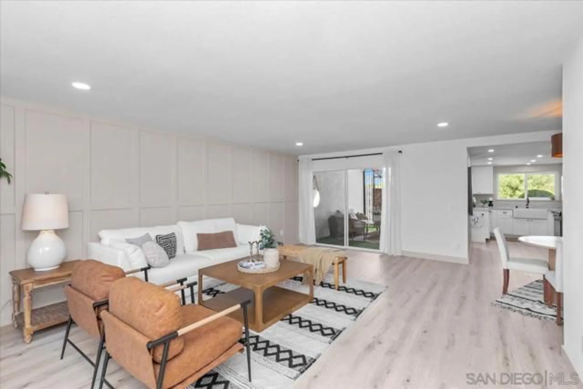 Property Slideshow image 8 of 51 | 16566 caminito vecinos 31, San Diego, CA, 92128