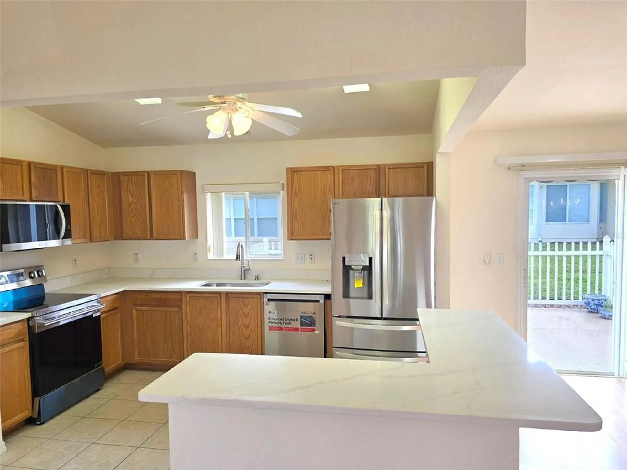 Property Slideshow image 7 of 30 | 13828 se 85th cir, Summerfield, FL, 34491