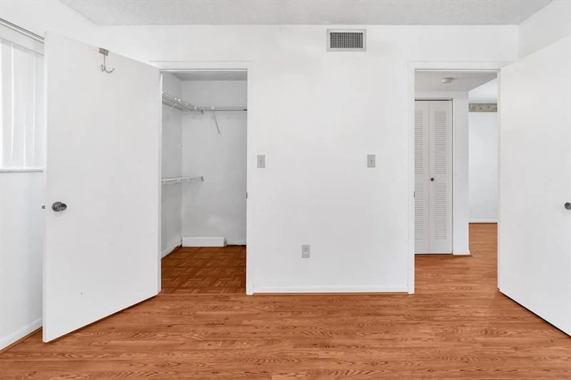 Property Slideshow image 22 of 34 | 7717 ashmont cr 109, Tamarac, FL, 33321