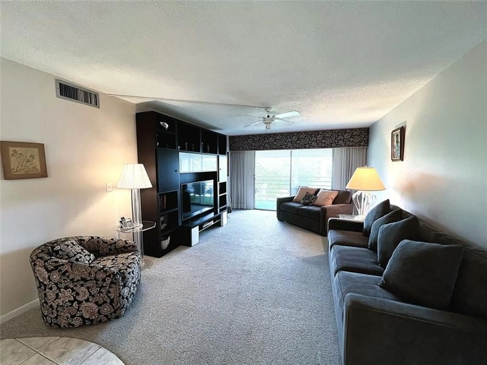 Property Slideshow image 18 of 38 | 2902 victoria cir e3, Coconut Creek, FL, 33066