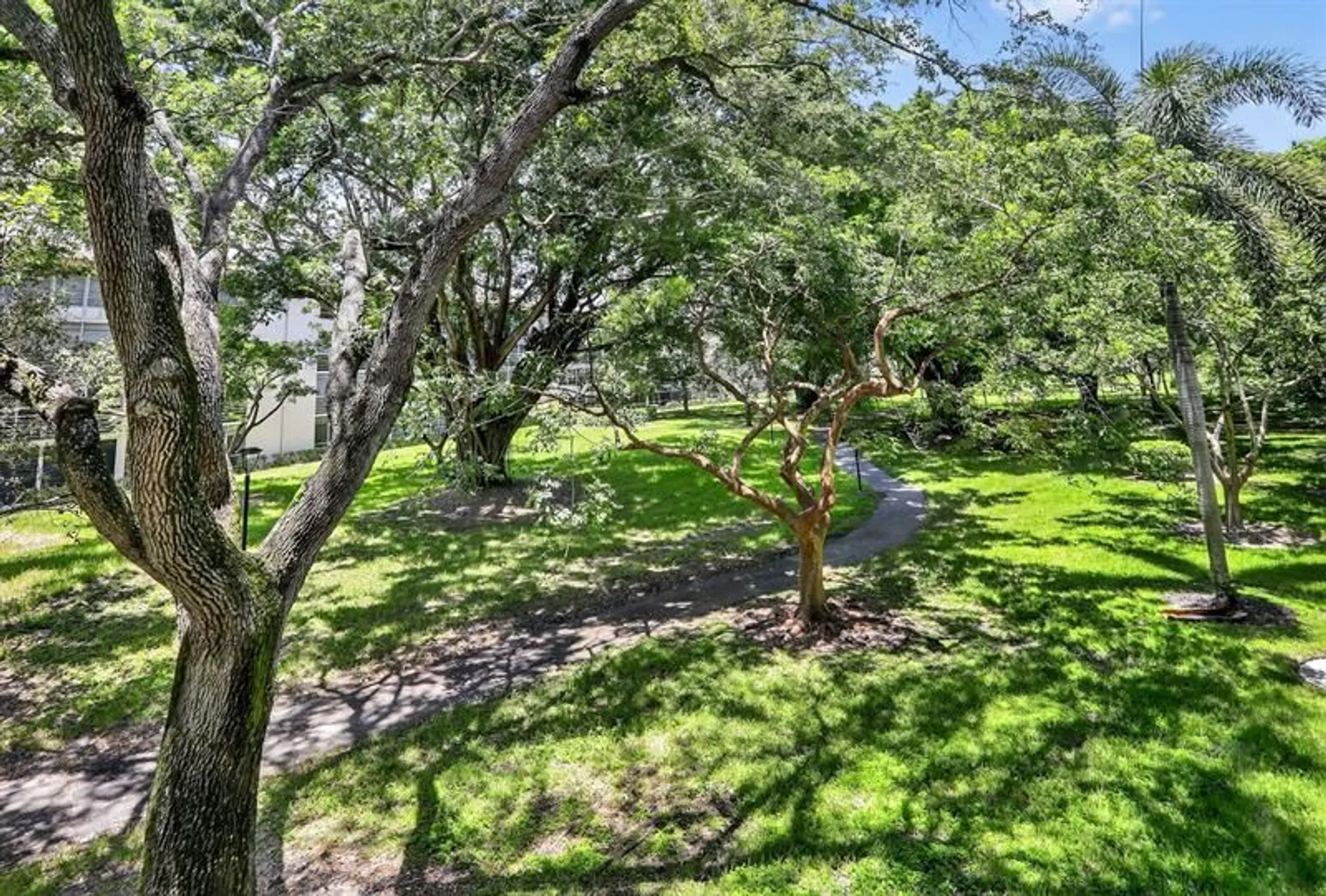 Property Slideshow image 19 of 50 | 2403 antigua cir b2, Coconut Creek, FL, 33066