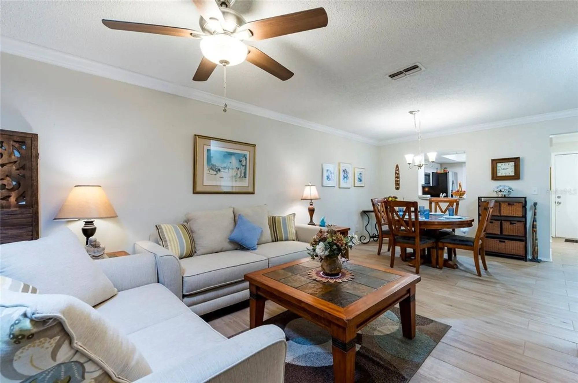 Property Slideshow image 8 of 22 | 2238 lark cir d, Palm Harbor, FL, 34684