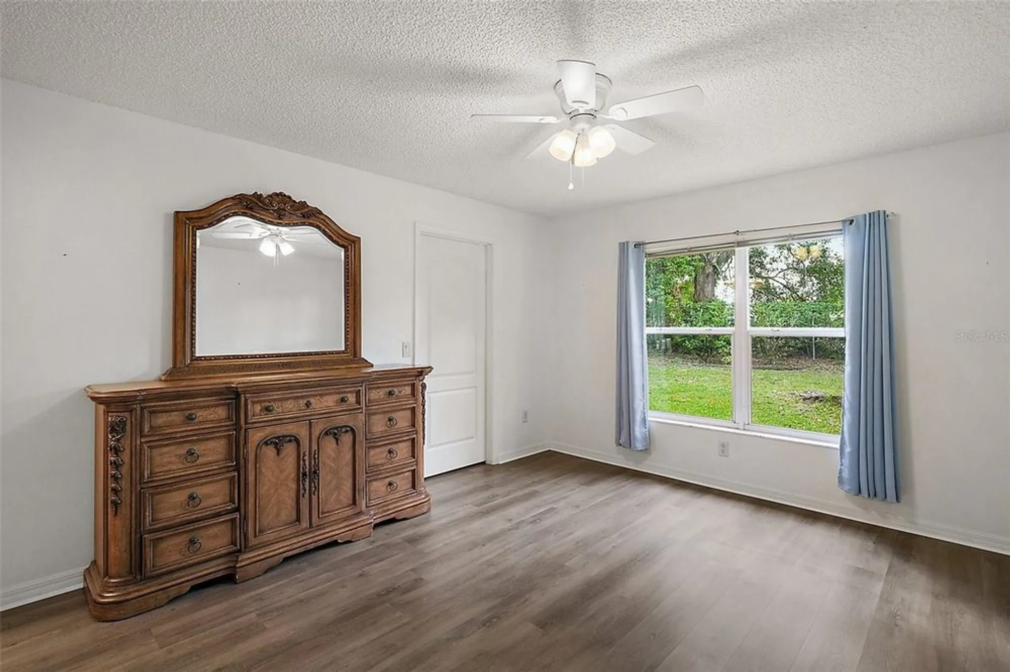 Property Slideshow image 16 of 21 | 17238 se 94th coults cir, The Villages, FL, 32162