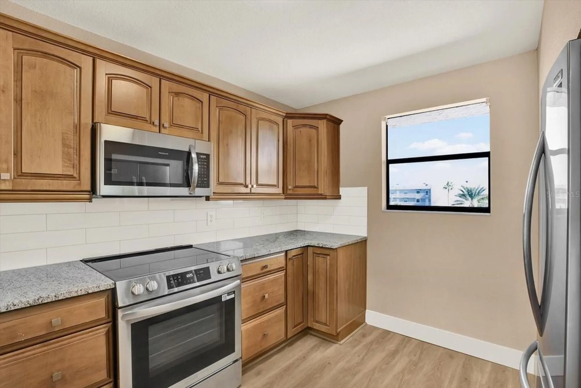 Property Slideshow image 10 of 35 | 18304 gulf blvd 311, Redington Shores, FL, 33708