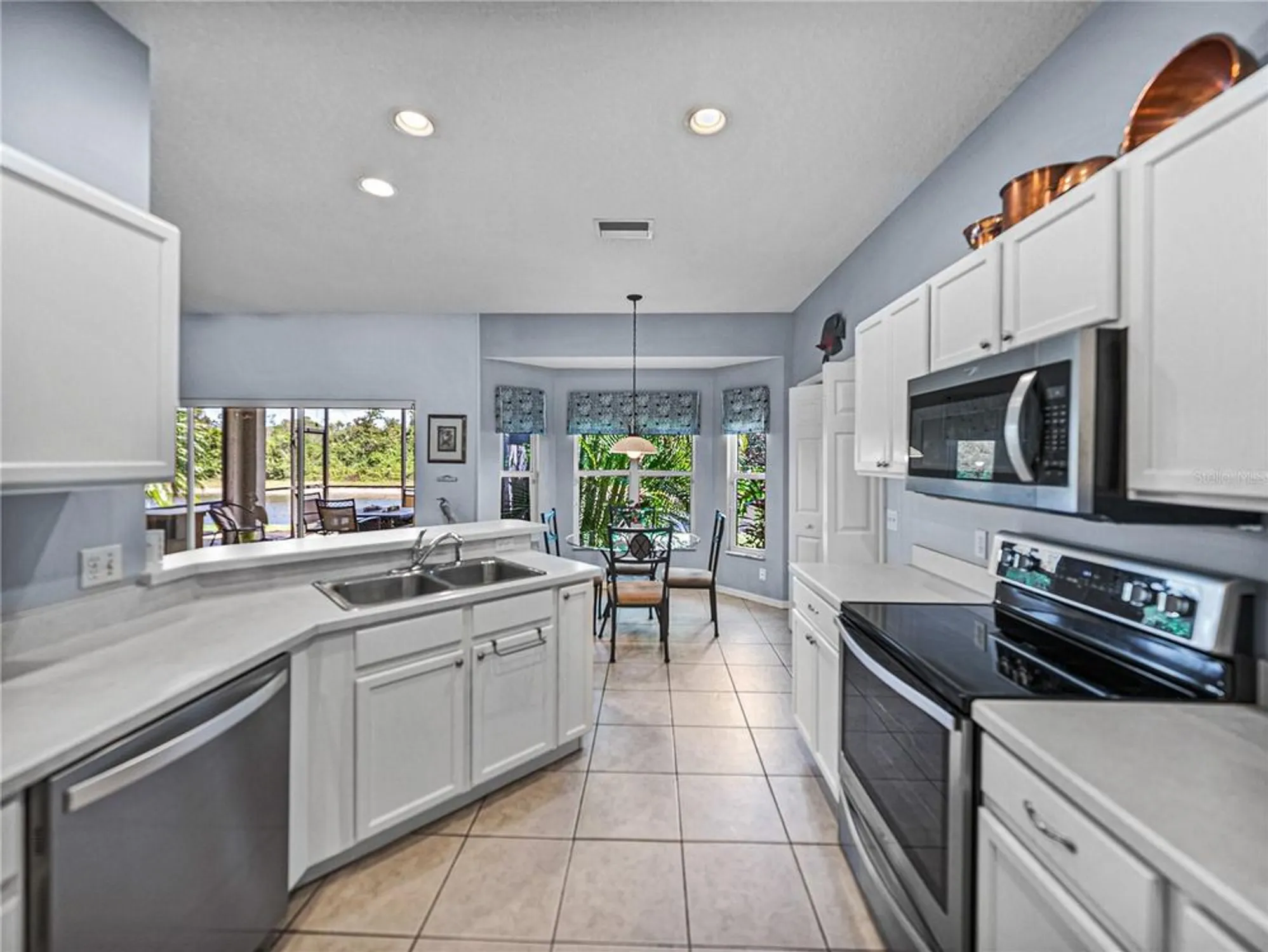 Property Slideshow image 26 of 100 | 4168 aberdeen ln, Lake Wales, FL, 33859
