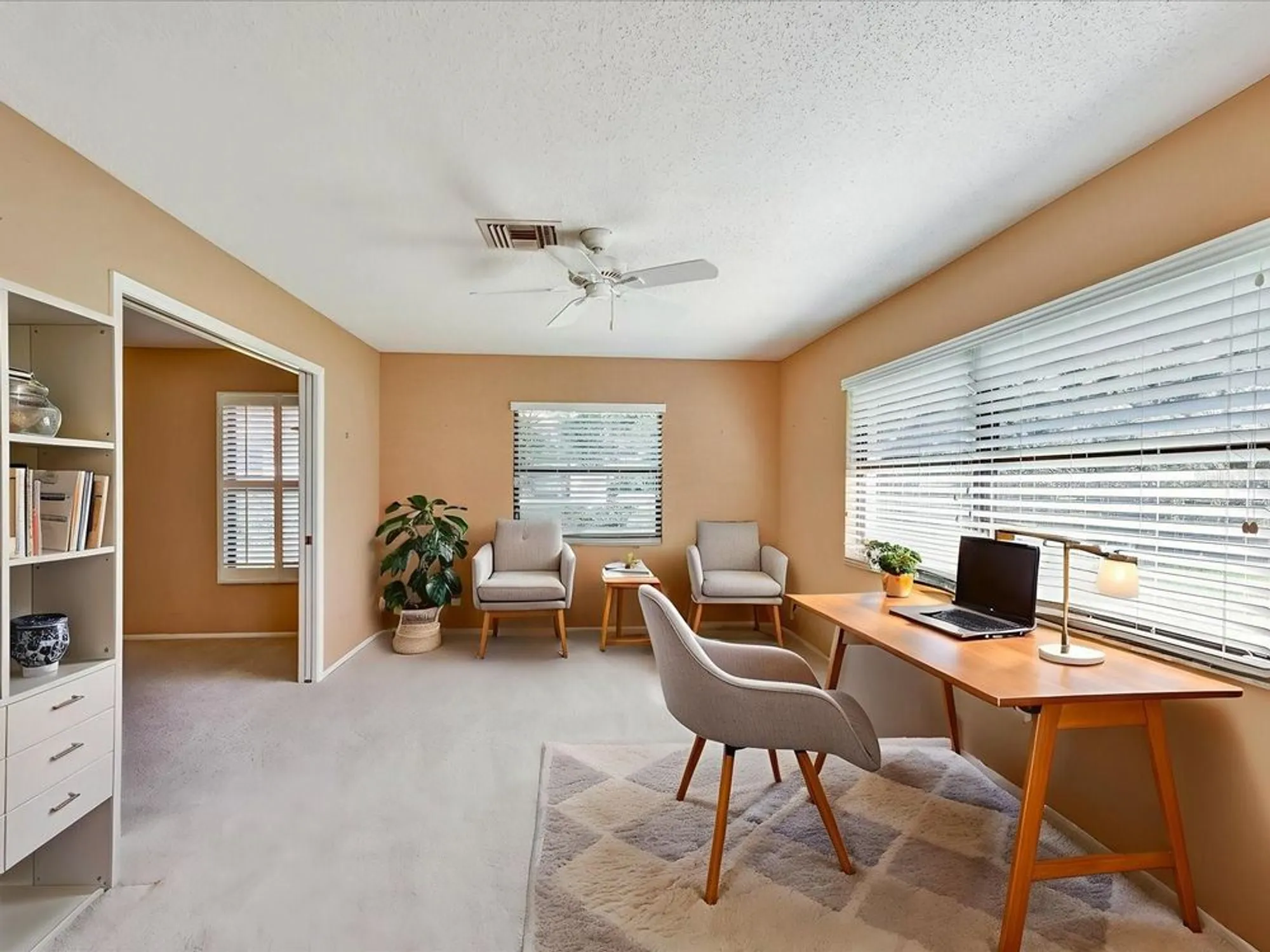 Property Slideshow image 6 of 19 | 7261 golf pointe way way, Sarasota, FL, 34243
