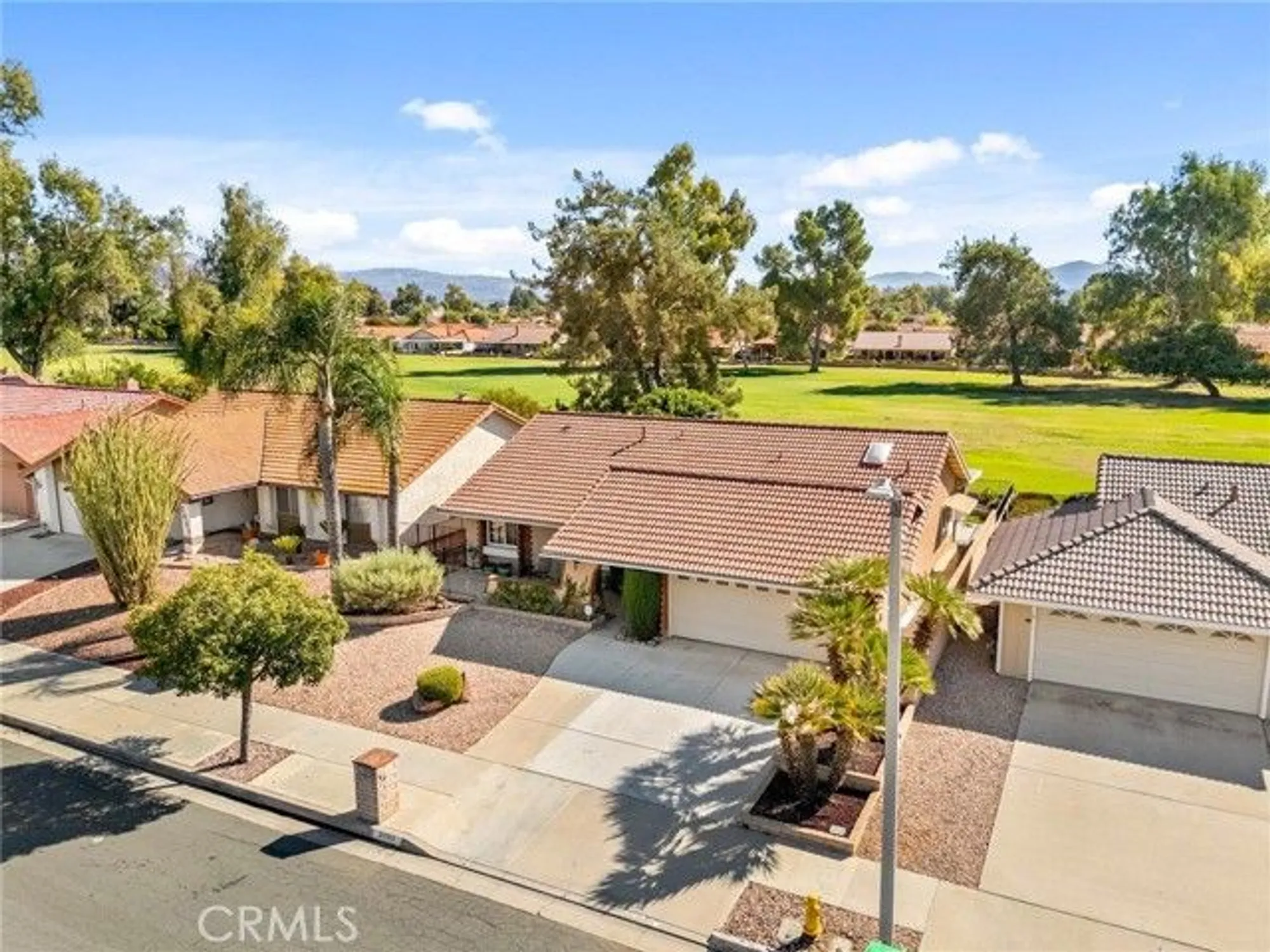 Property Slideshow image 32 of 39 | 2059 silver oak way, Hemet, CA, 92545