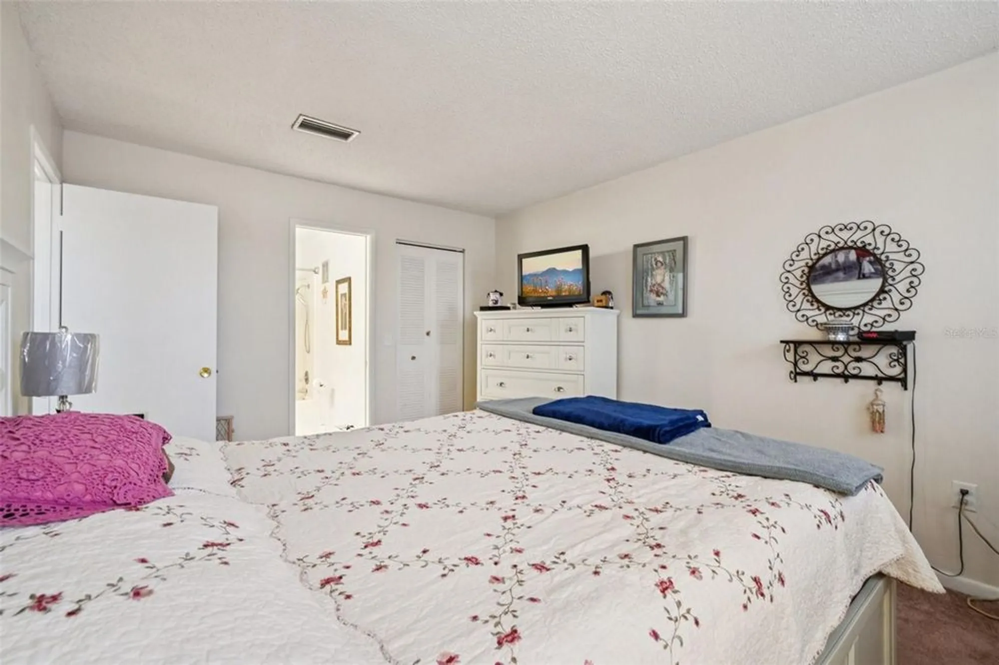 Property Slideshow image 32 of 76 | 5501 80th st n unit 505, Saint Petersburg, FL, 33709