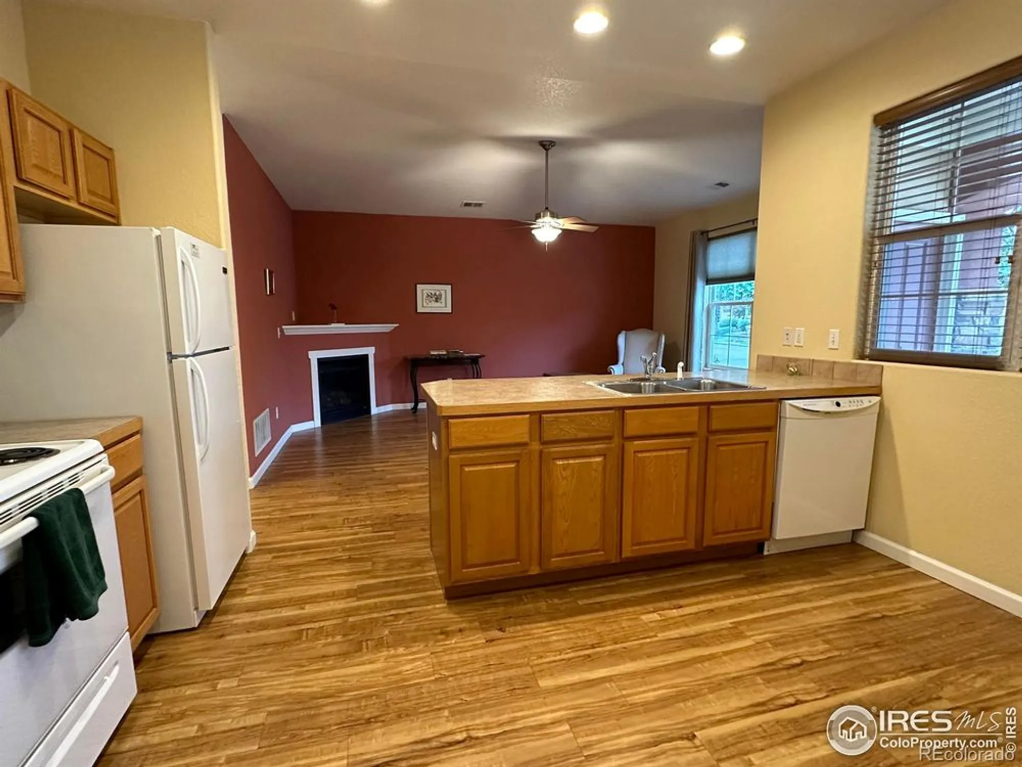 Property Slideshow image 7 of 41 | 1270 inca dove cir, Loveland, CO, 80537