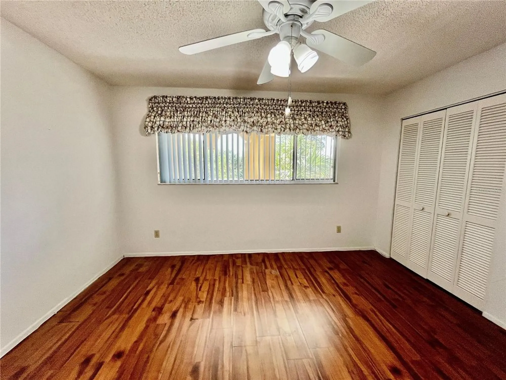 Property Slideshow image 24 of 52 | 2220 spanish dr 54, Clearwater, FL, 33763