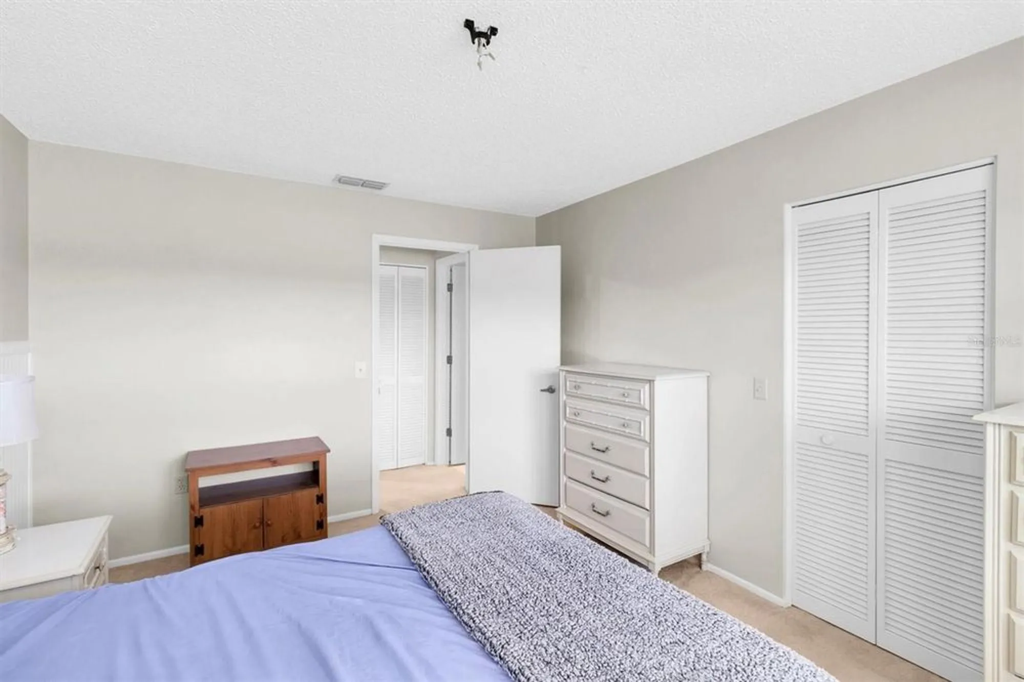 Property Slideshow image 17 of 54 | 9444 rockbridge cir, New Port Richey, FL, 34655