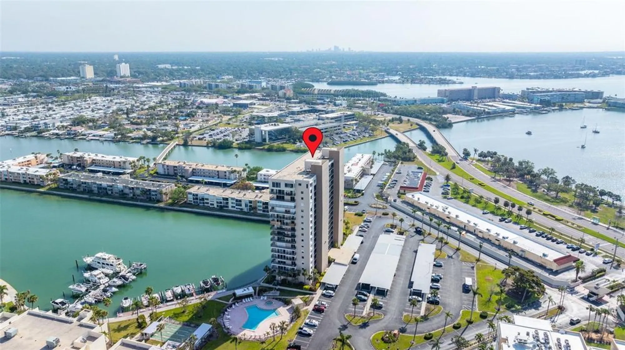 Property Slideshow image 33 of 40 | 7300 sun island dr 605, South Pasadena, FL, 33707