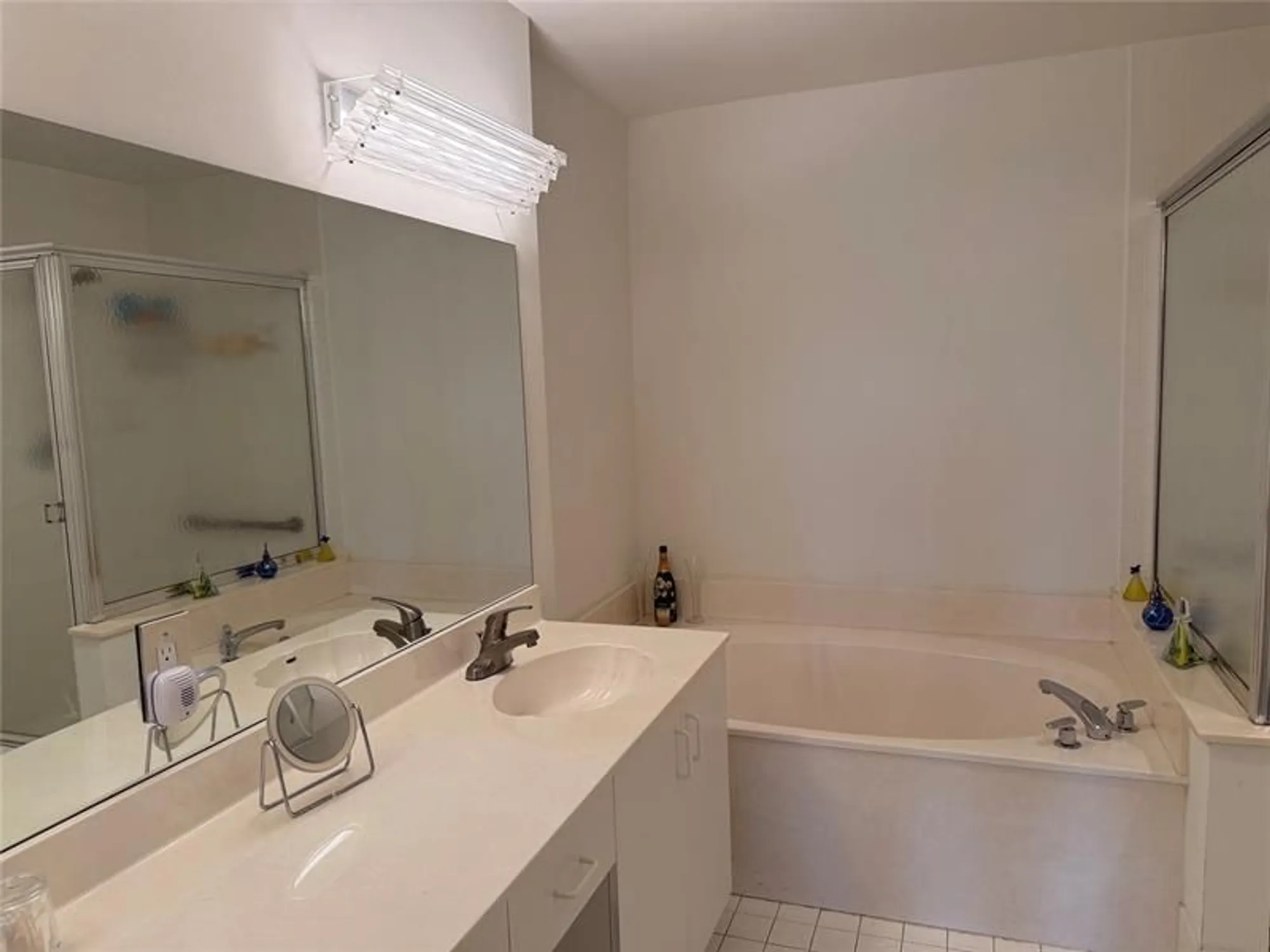 Property Slideshow image 22 of 41 | 5914 regal glen dr 205, Boynton Beach, FL, 33437