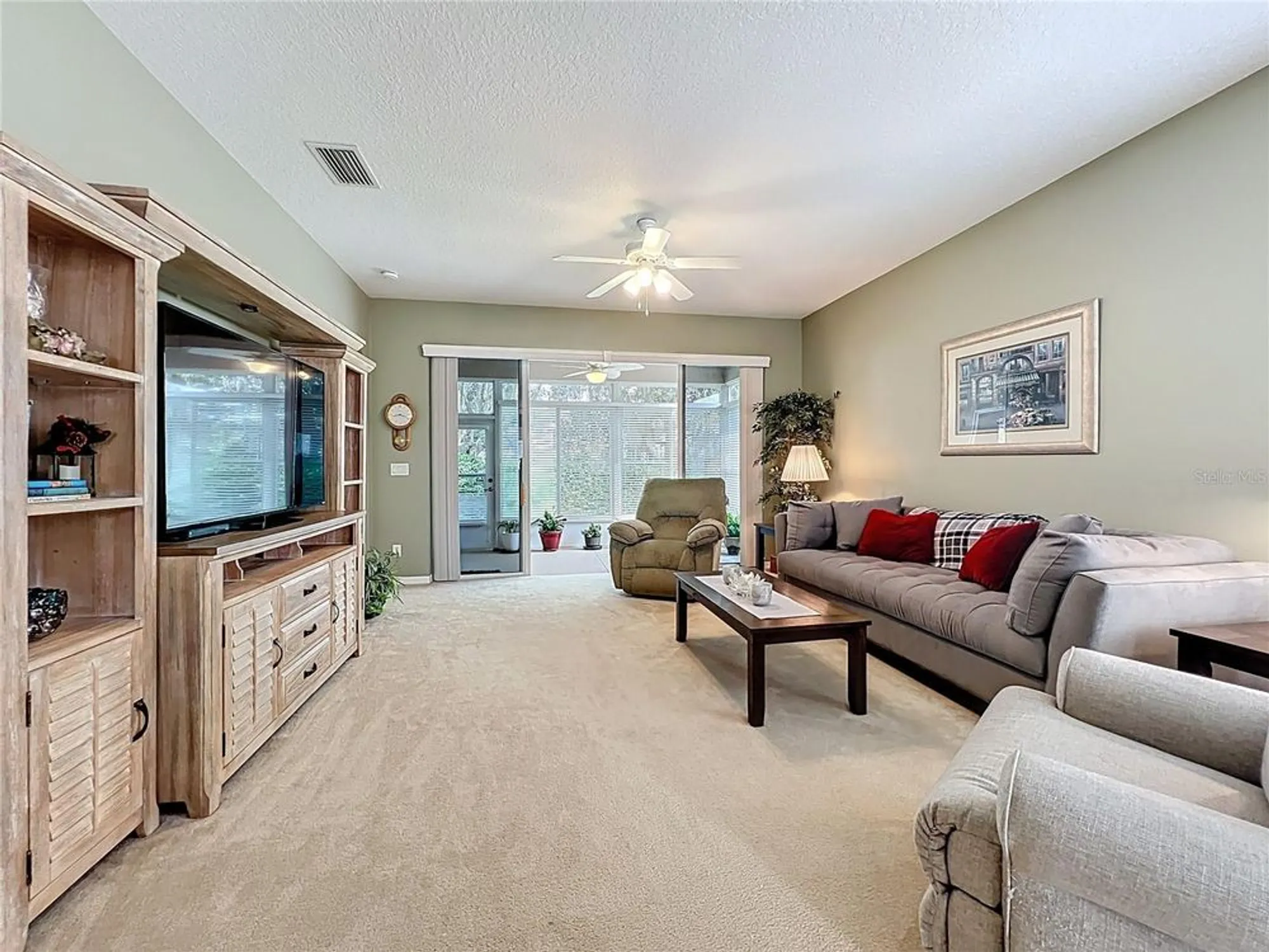 Property Slideshow image 19 of 59 | 5643 bounty cir, Tavares, FL, 32778