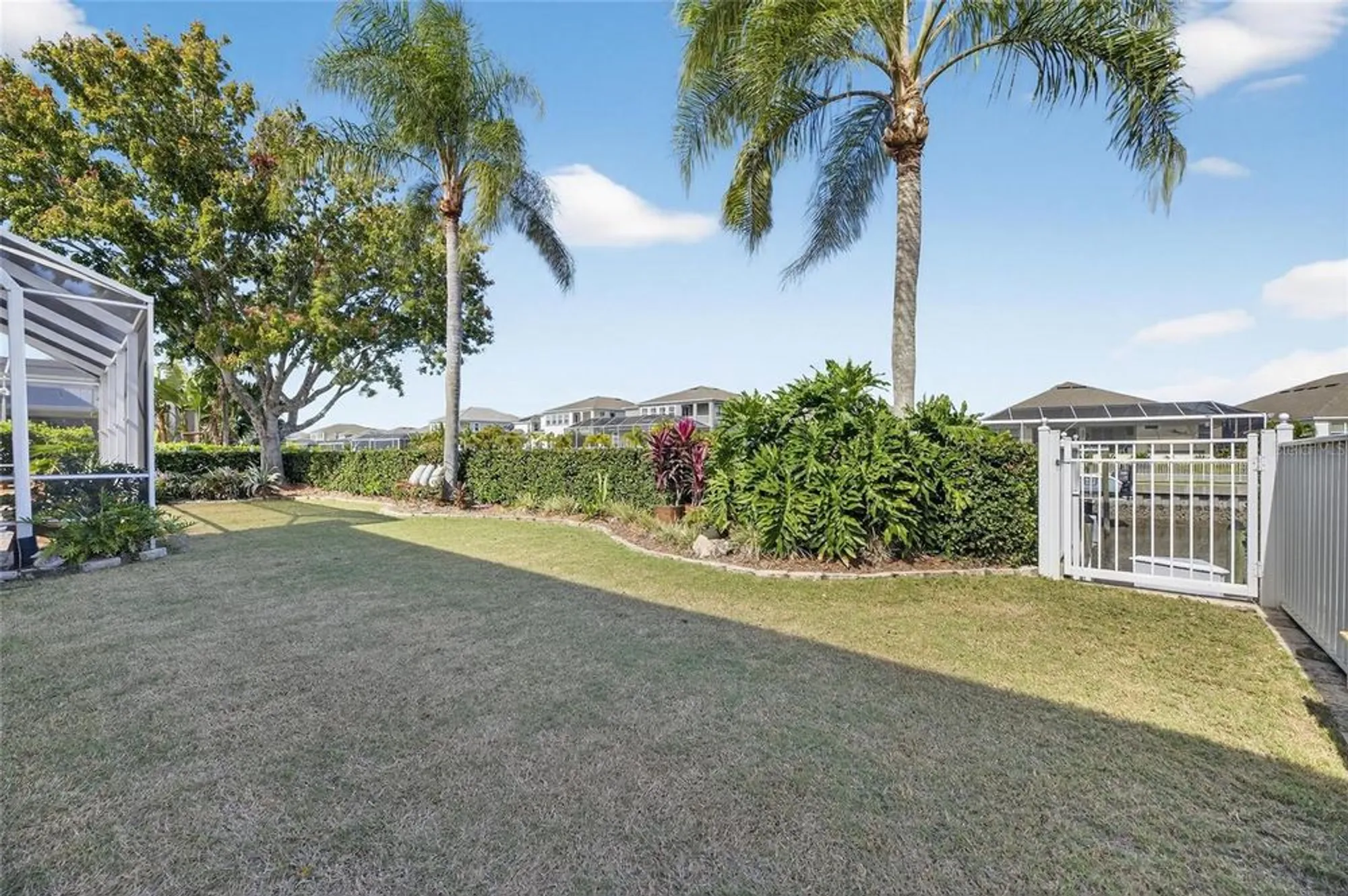 Property Slideshow image 73 of 94 | 539 islebay dr, Apollo Beach, FL, 33572