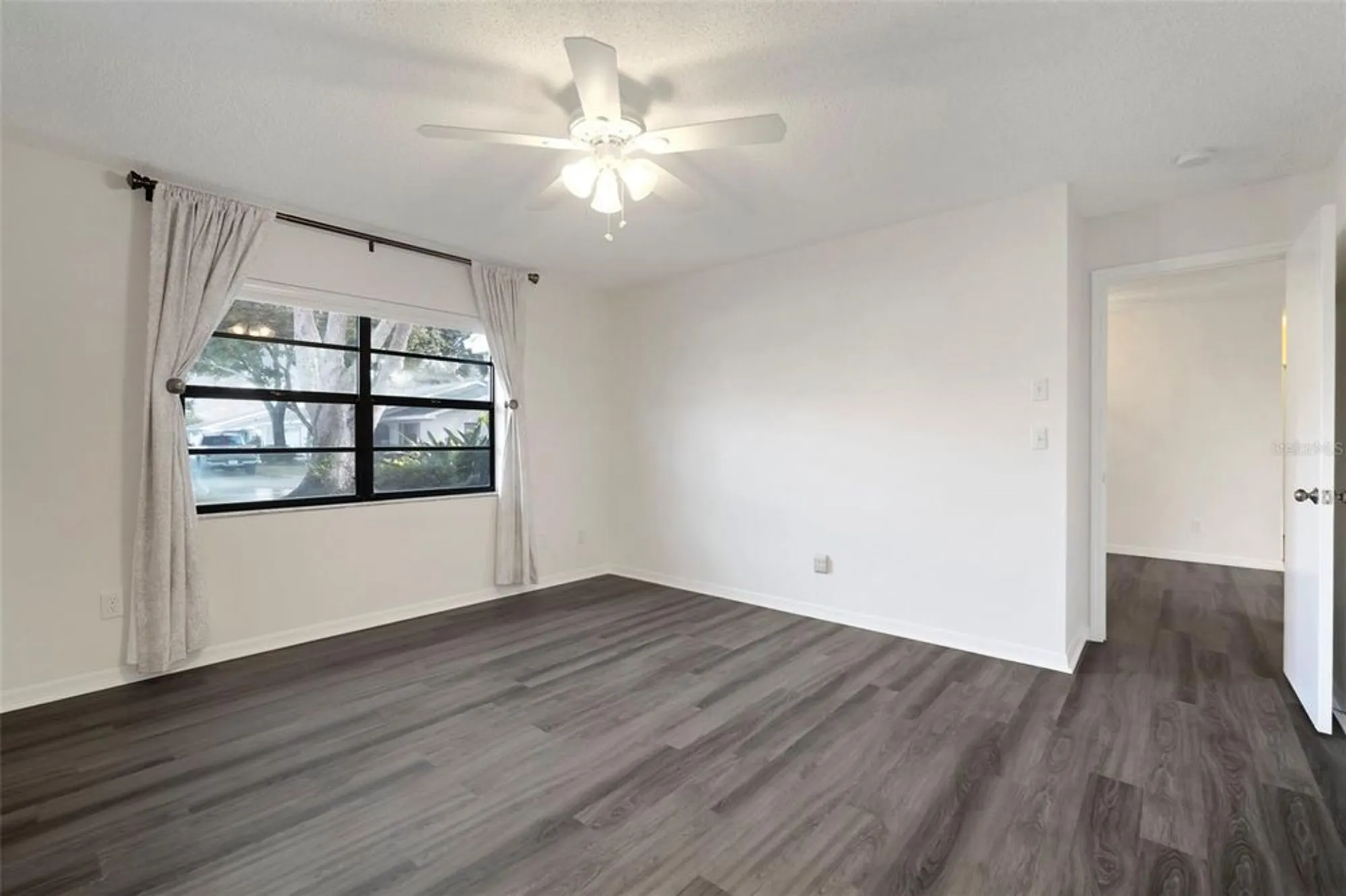 Property Slideshow image 26 of 53 | 1508 ingram dr # 20, Sun City Center, FL, 33573