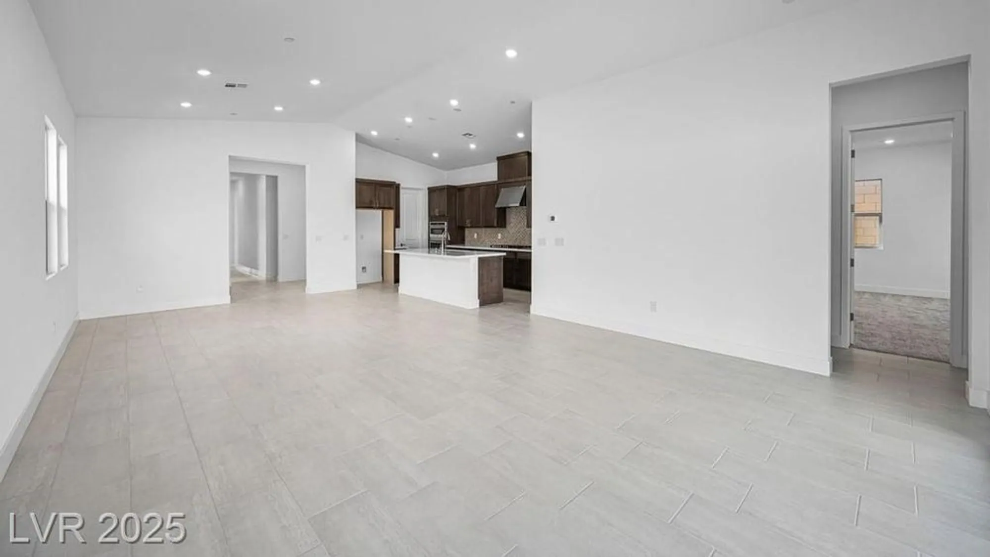 Property Slideshow image 5 of 43 | 226 piazzetta dr, Henderson, NV, 89011