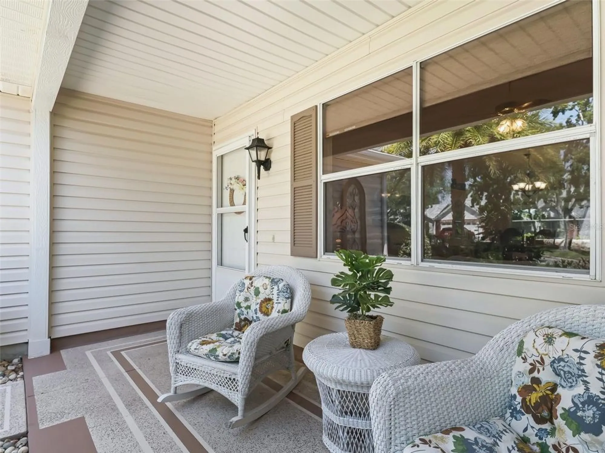 Property Slideshow image 4 of 49 | 511 chula vista ave, Lady Lake, FL, 32159