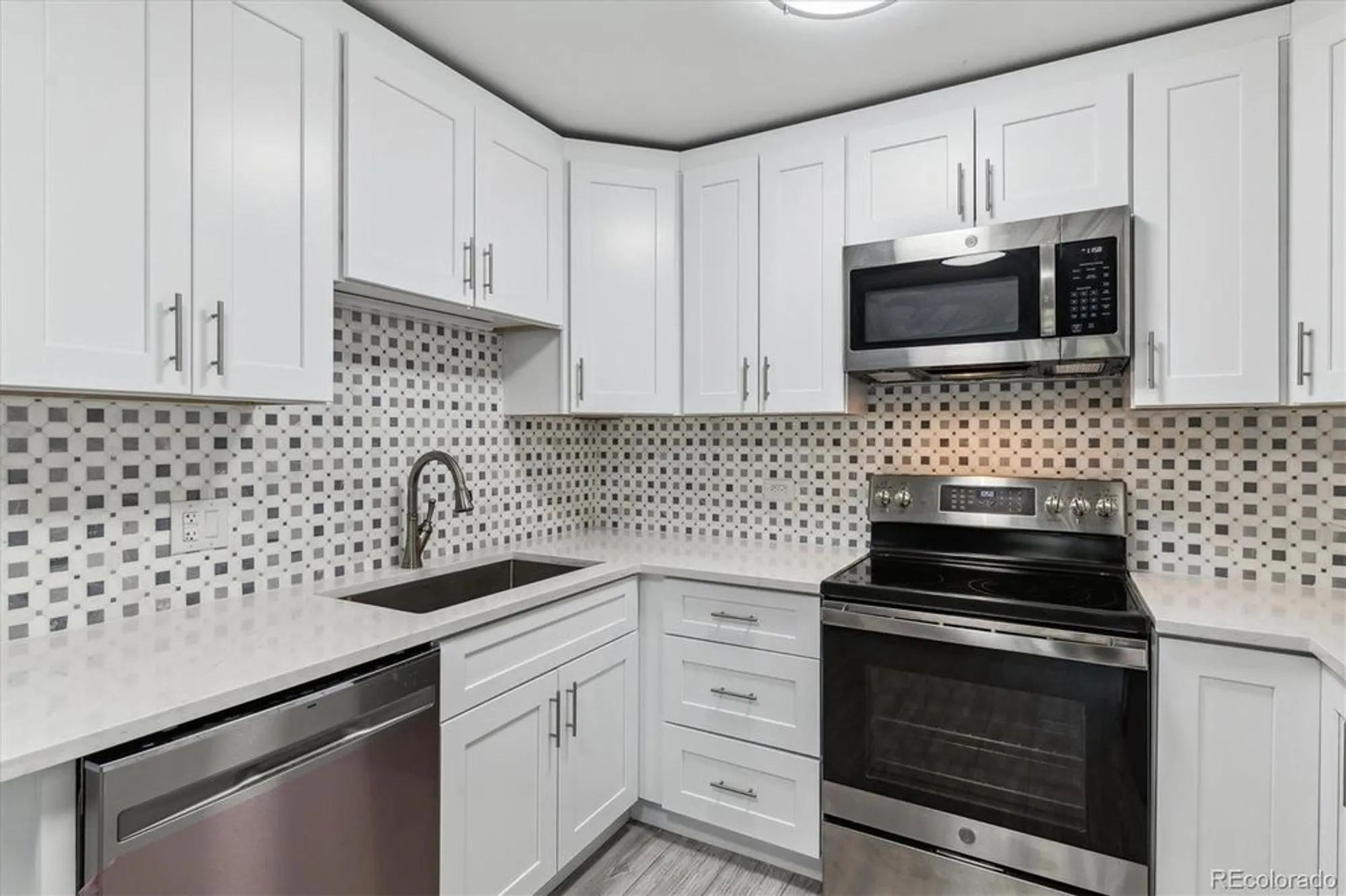 Property Slideshow image 29 of 38 | 695 s alton way 5a, Denver, CO, 80247