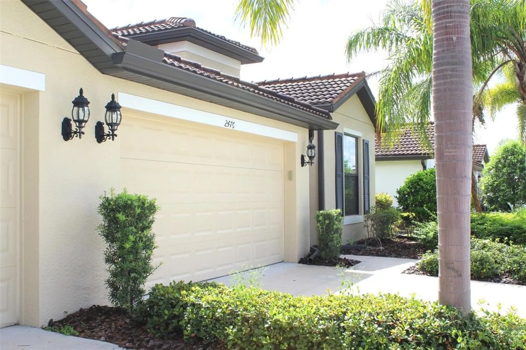 Property Slideshow image 4 of 85 | 2476 daisy dr, North Port, FL, 34289