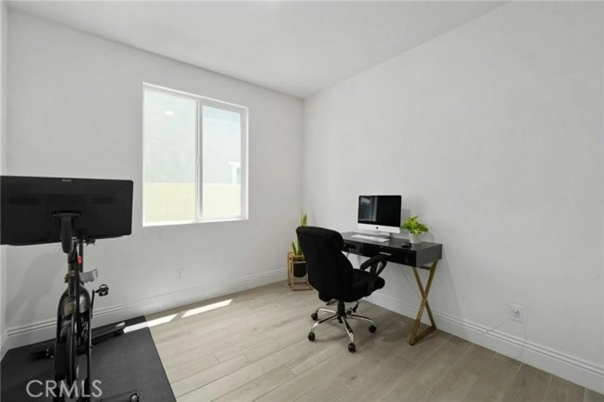 Property Slideshow image 24 of 39 | 24205 selwood dr, Corona, CA, 92883