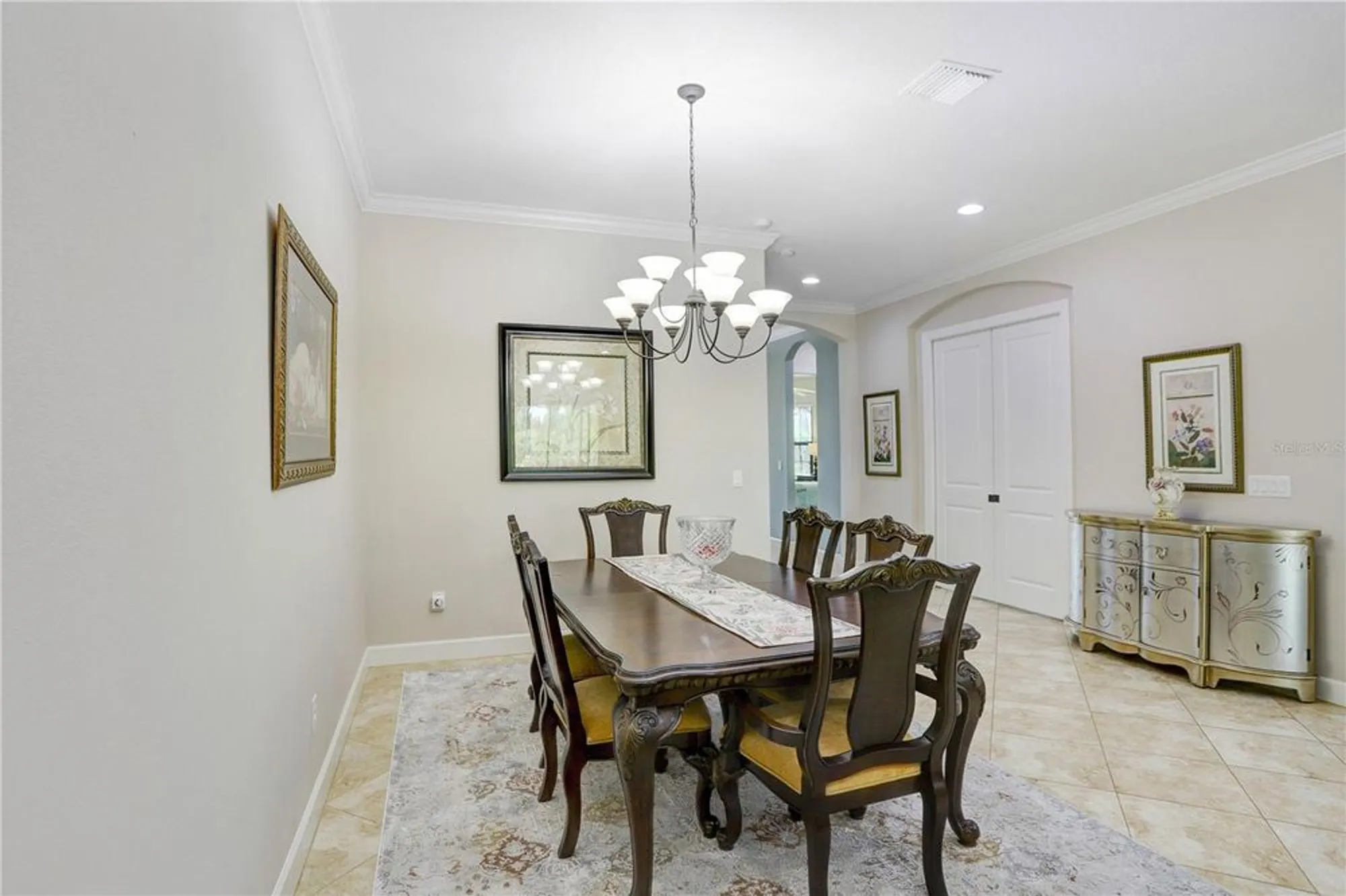 Property Slideshow image 10 of 39 | 8605 grand alberato rd, Tampa, FL, 33647